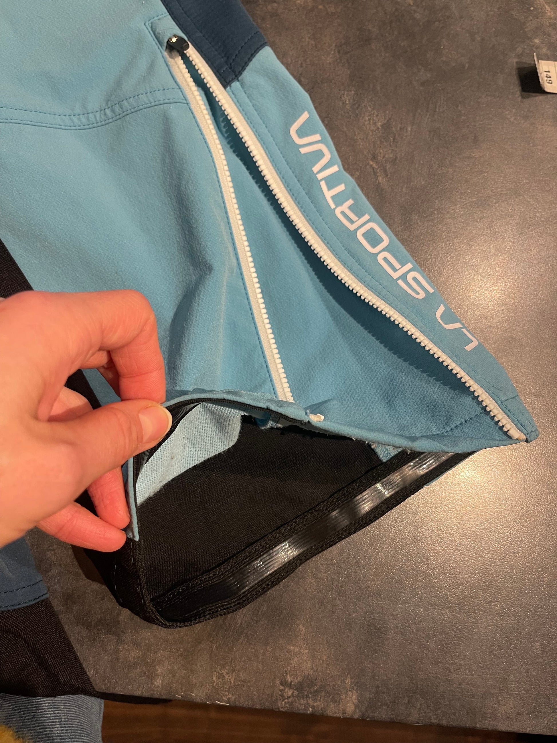 Softshell Hose La Sportiva (M Damen) Stretch blau - wanderlich.com