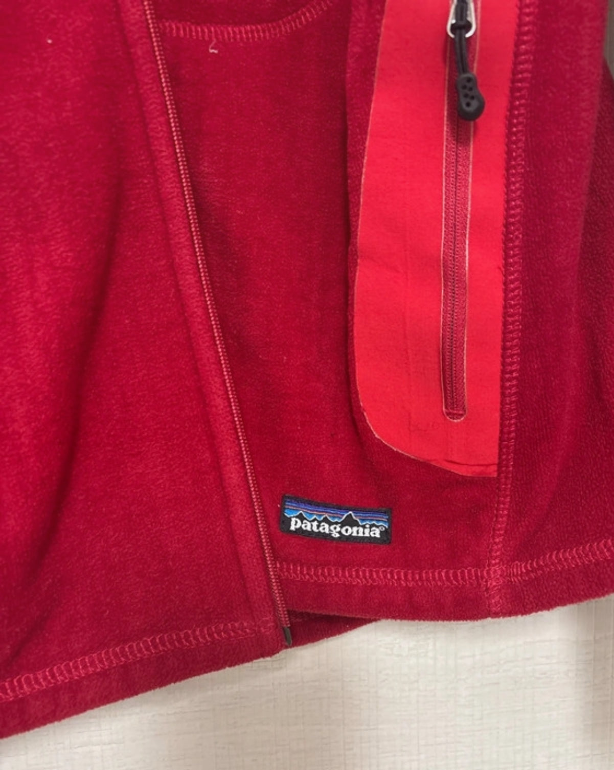 Patagonia Fleece Jacke R1® (XS / S Damen) Pile Optik rot