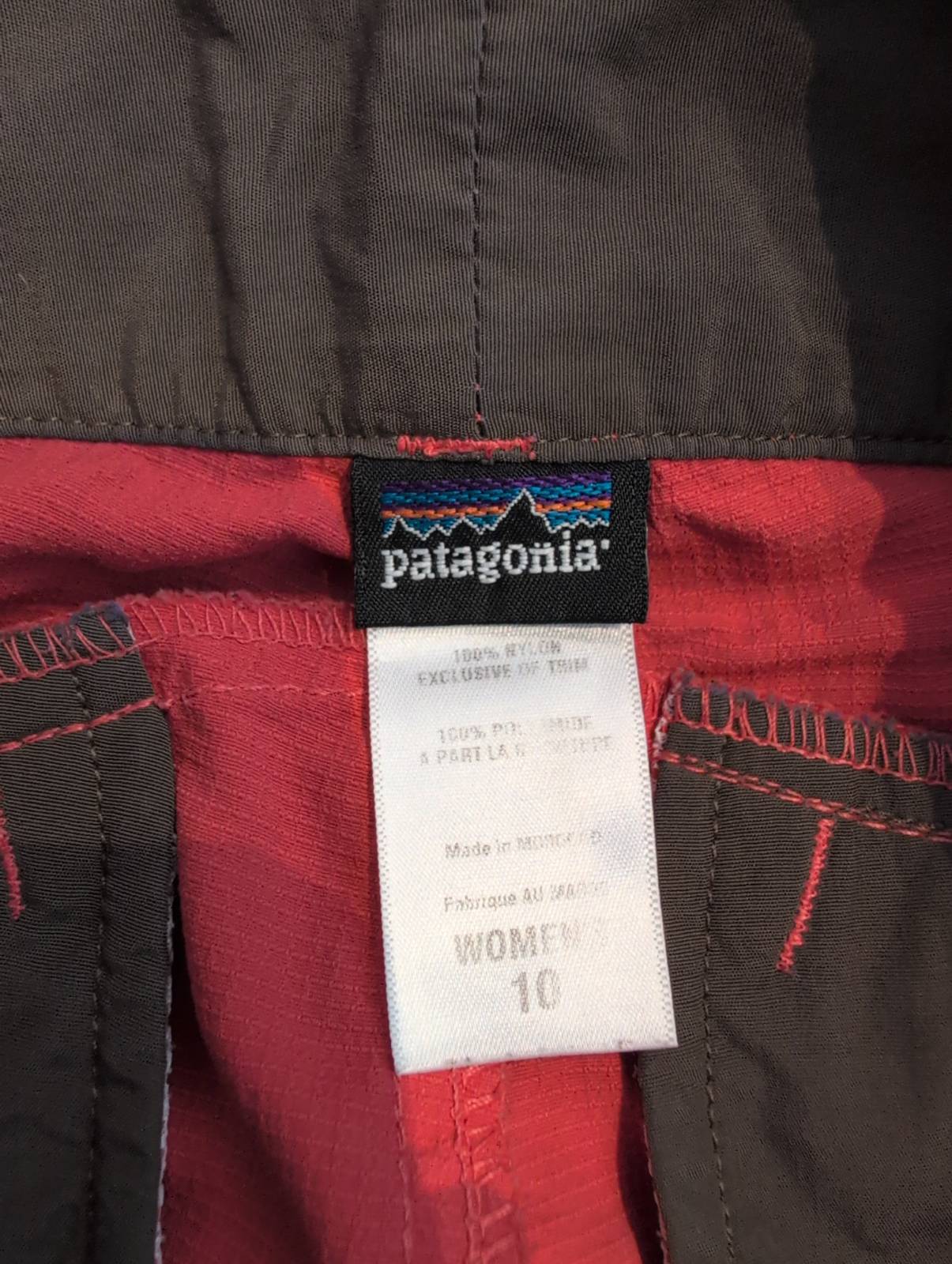 Kurze Shorts Patagonia (L Damen) korallenrot - wanderlich.com