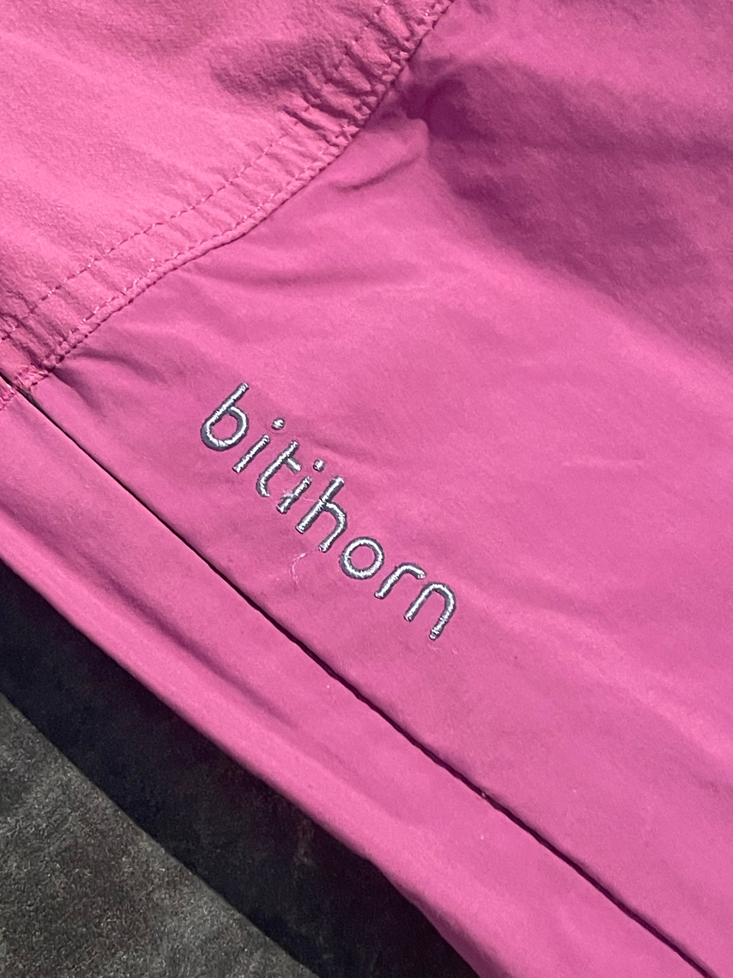 Leichte Trekking Hose von Norrøna (XS Damen) Purple Rain - wanderlich.com