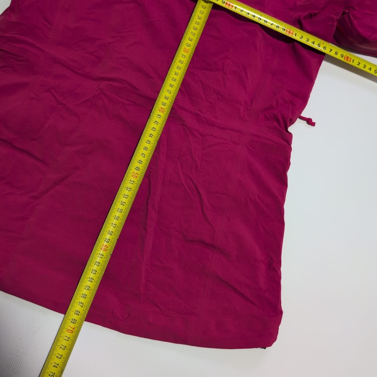 Hardshell Jacke von Arcteryx Beta AR (S Damen) magenta-pink