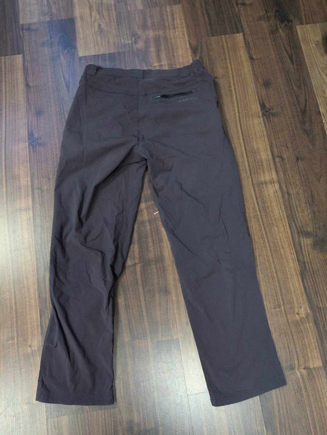 Leichte Hose von Mammut (M Herren) grau - wanderlich.com