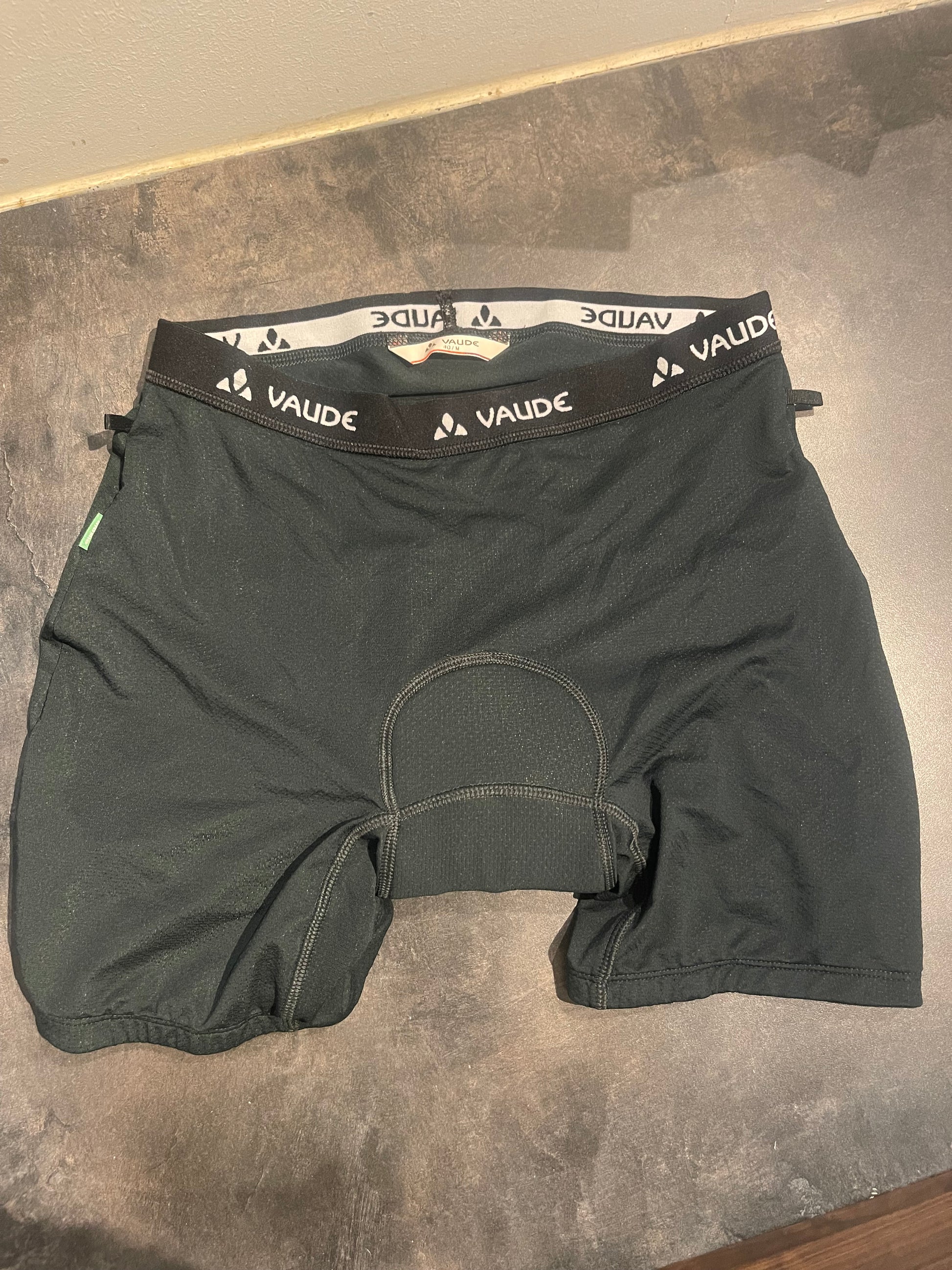 Gepolsterte Radunterhose von Vaude (M/ 40 Damen) schwarz NEU - wanderlich.com
