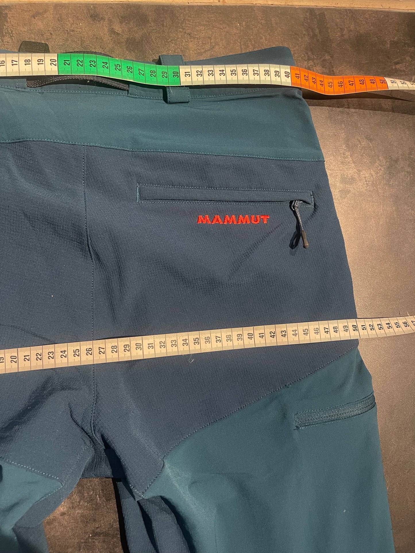 Elastische Trekking Hose von Mammut (S Herren) wasserabweisend blau