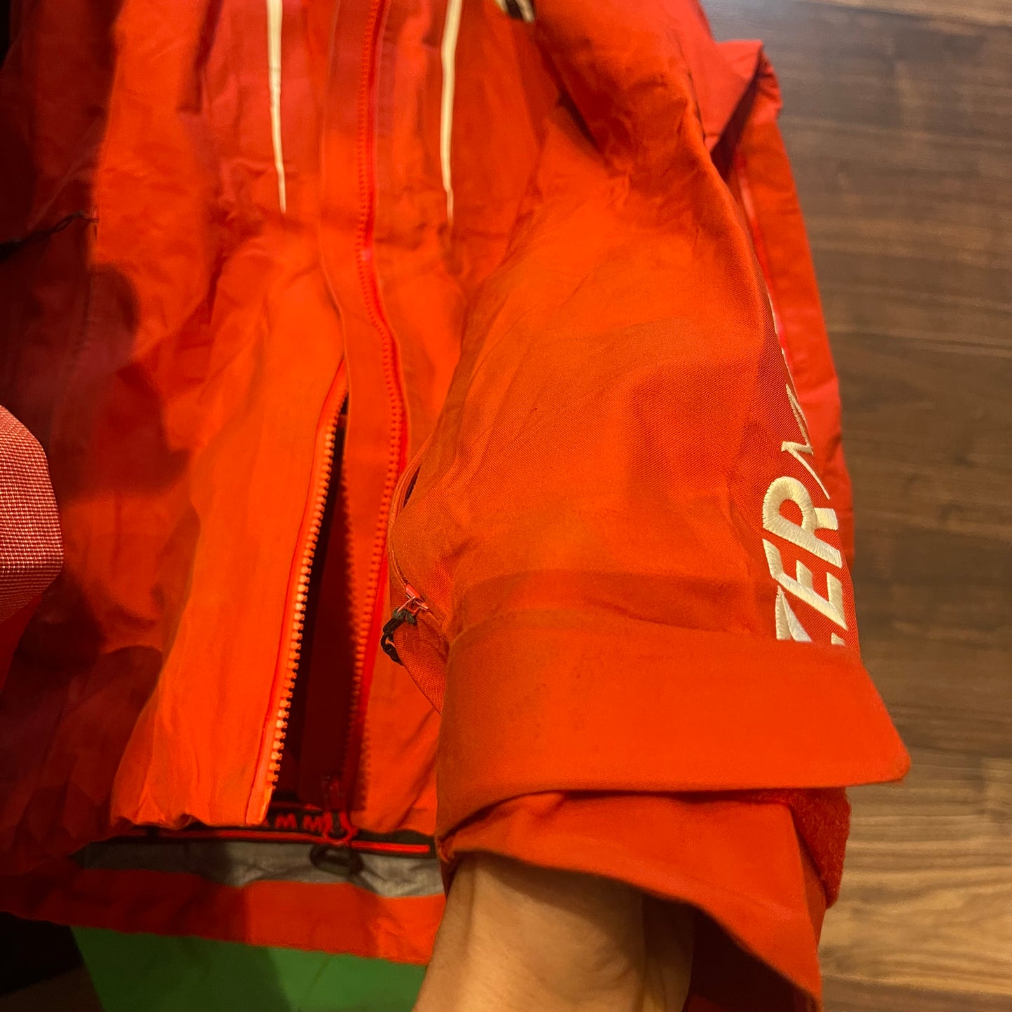 Ski Anzug von Mammut ( M ) Goretex Jacke Hose warm gefüttert rot