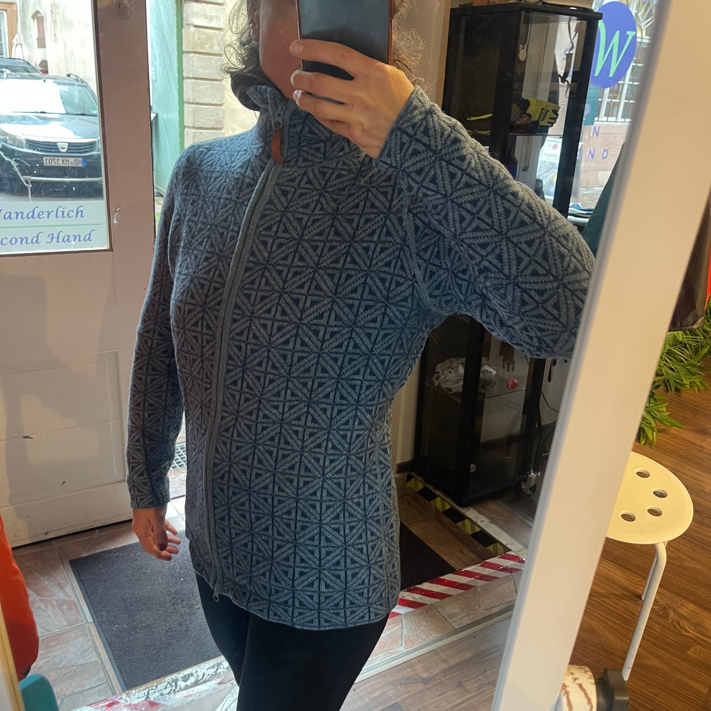 Strick Jacke Fjällräven ( M bis L) pure Wolle blau gemustert