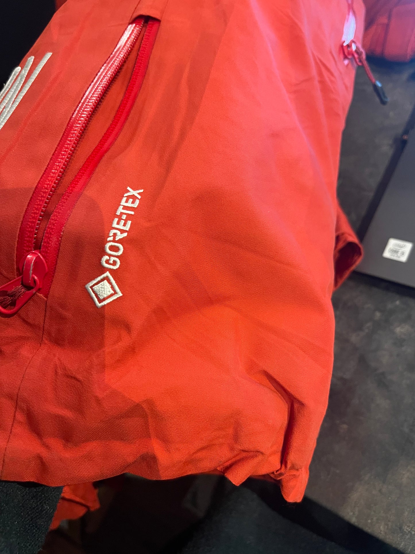 Ski Anzug von Mammut ( M ) Goretex Jacke Hose warm gefüttert rot