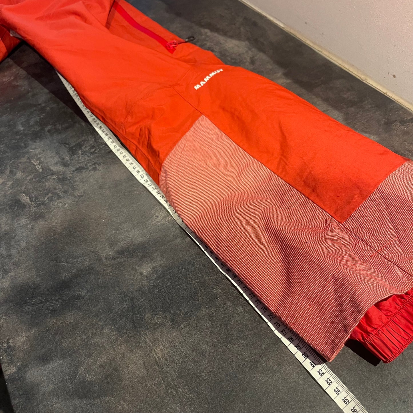 Ski Anzug von Mammut ( M ) Goretex Jacke Hose warm gefüttert rot