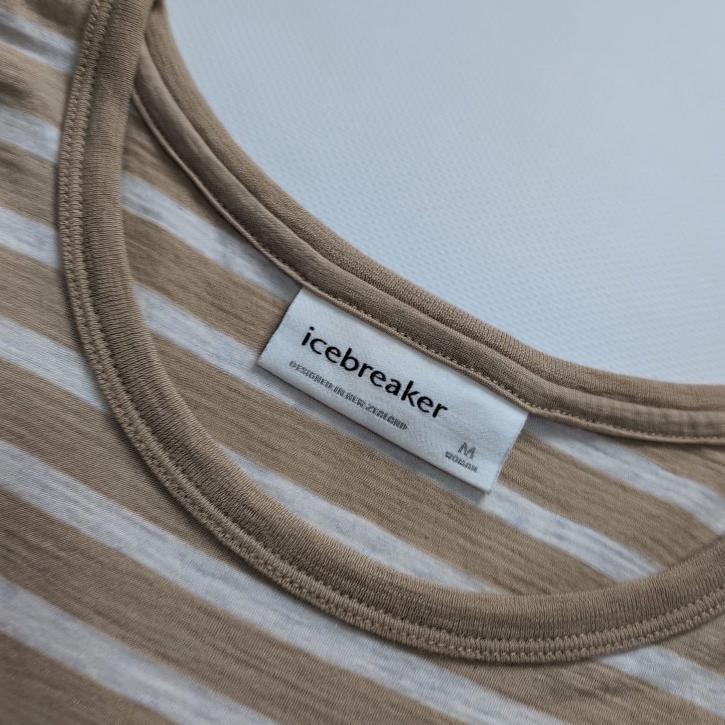 T-Shirt von Icebreaker Merino (M Damen) beige gestreift