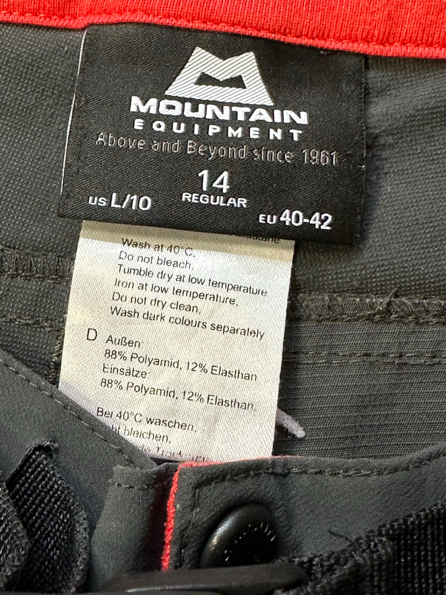 Softshell Hose (L Damen) von Mountain Equipment Anthrazit