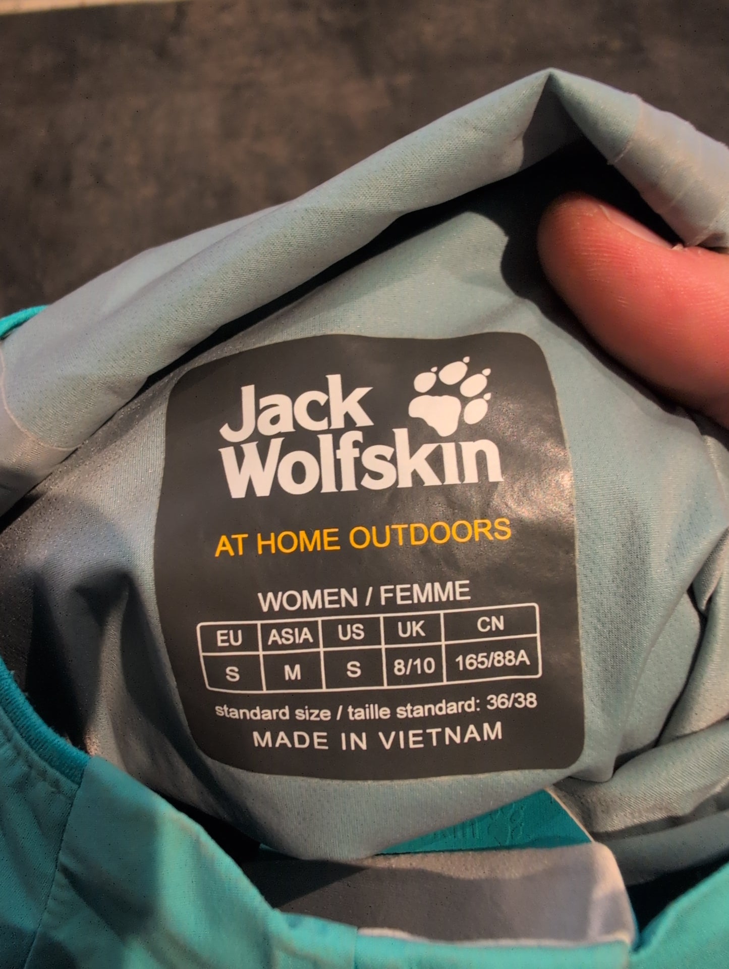 Jacke von Jack Wolfskin (S Damen) wasserdicht türkis