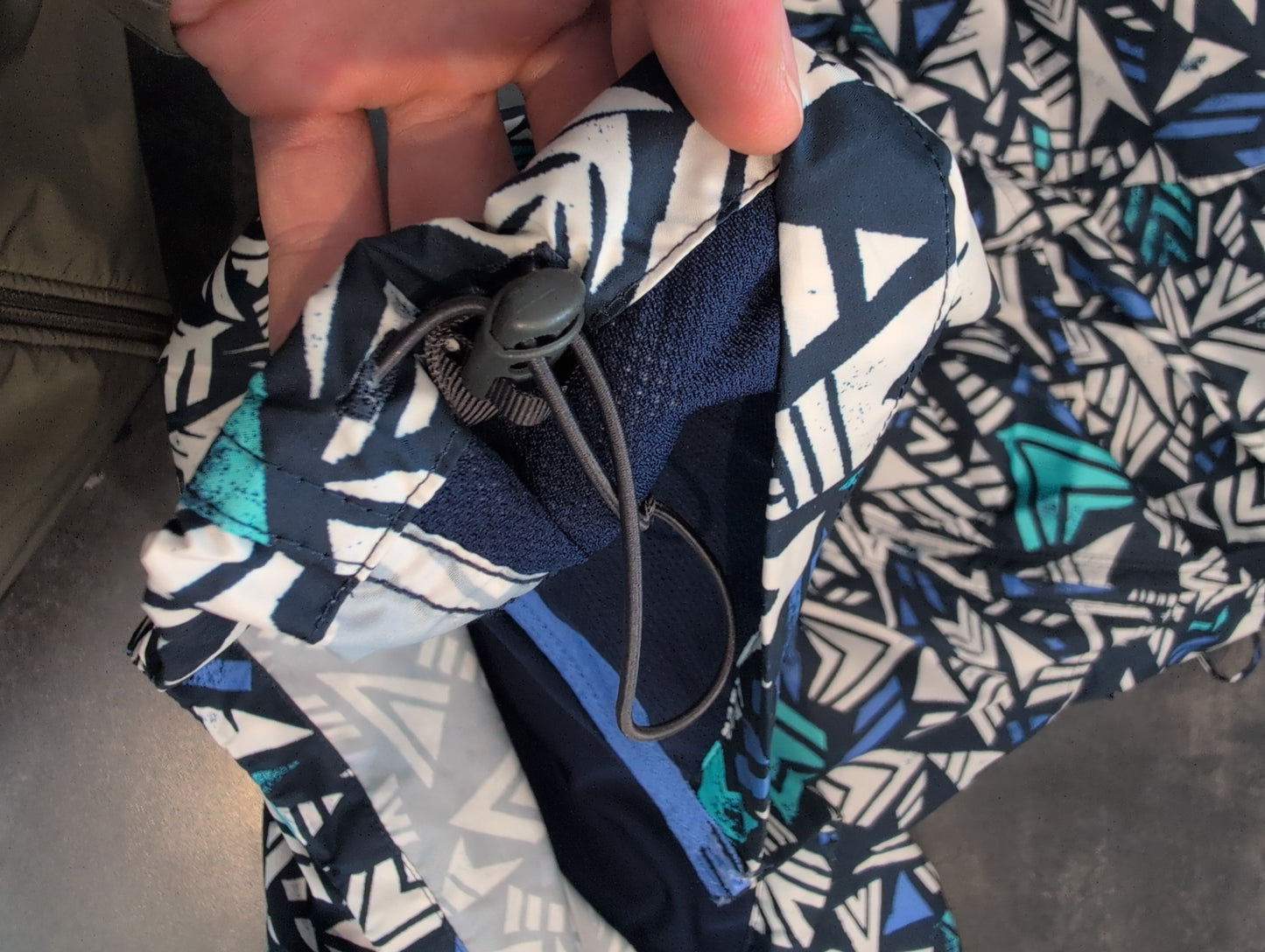 Jacke Patagonia Windbreaker (M Damen) bunt gemustert