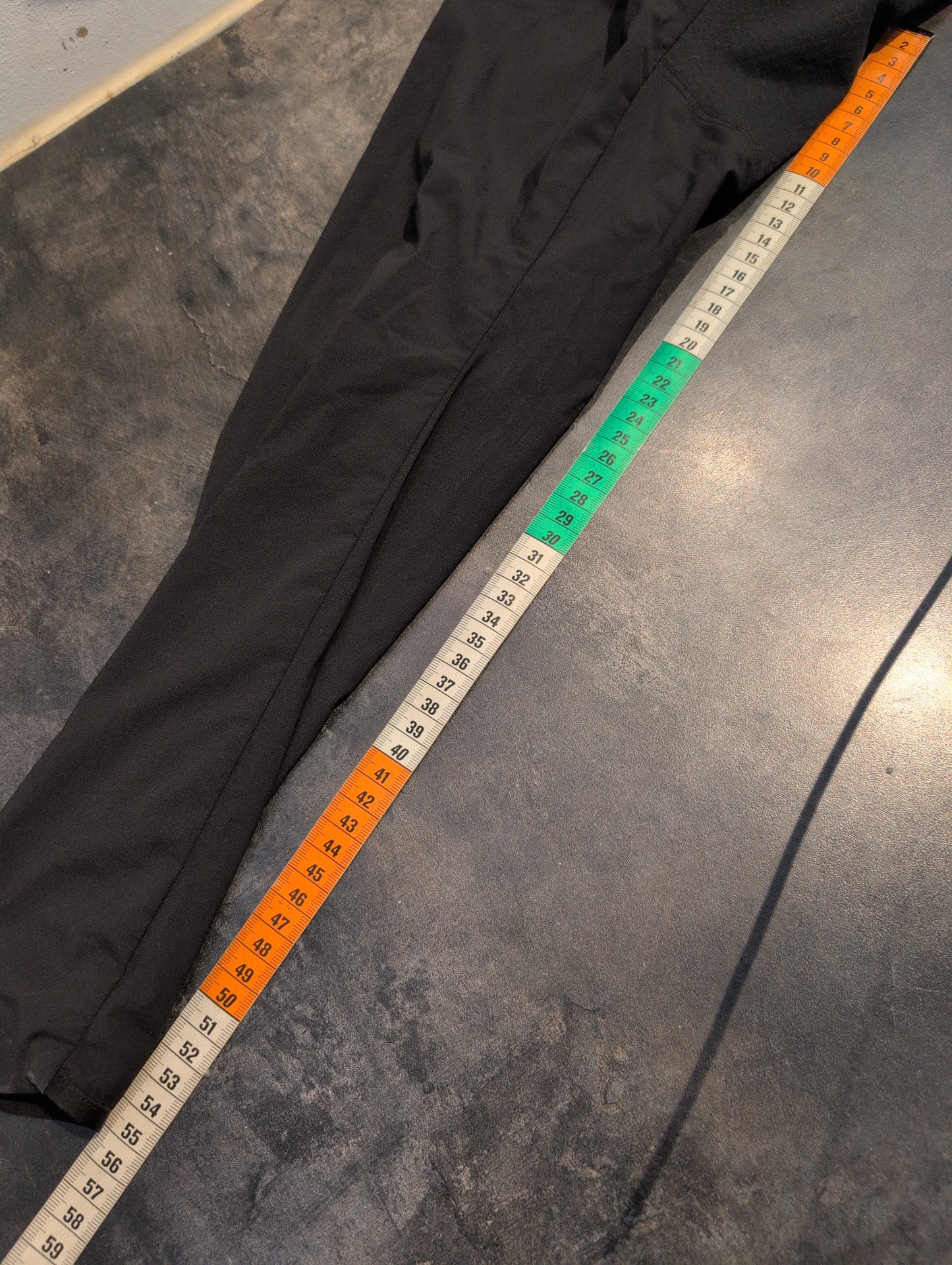 Jacke von Arcteryx Atom SL Hoodie (M Damen) schwarz
