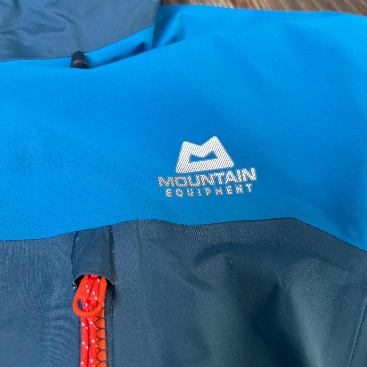 Hardshell Jacke Manaslu von Mountain Equipment (XS Damen) blau