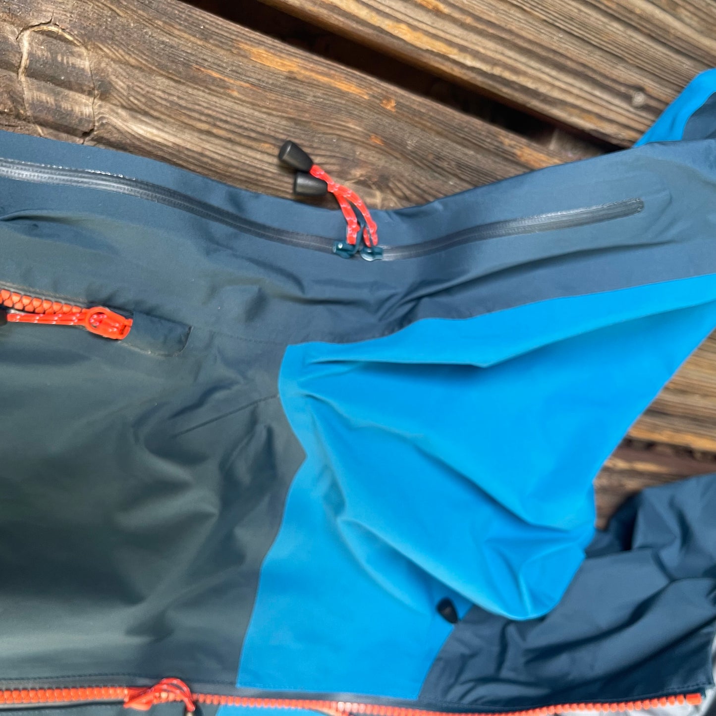 Hardshell Jacke Manaslu von Mountain Equipment (XS Damen) blau