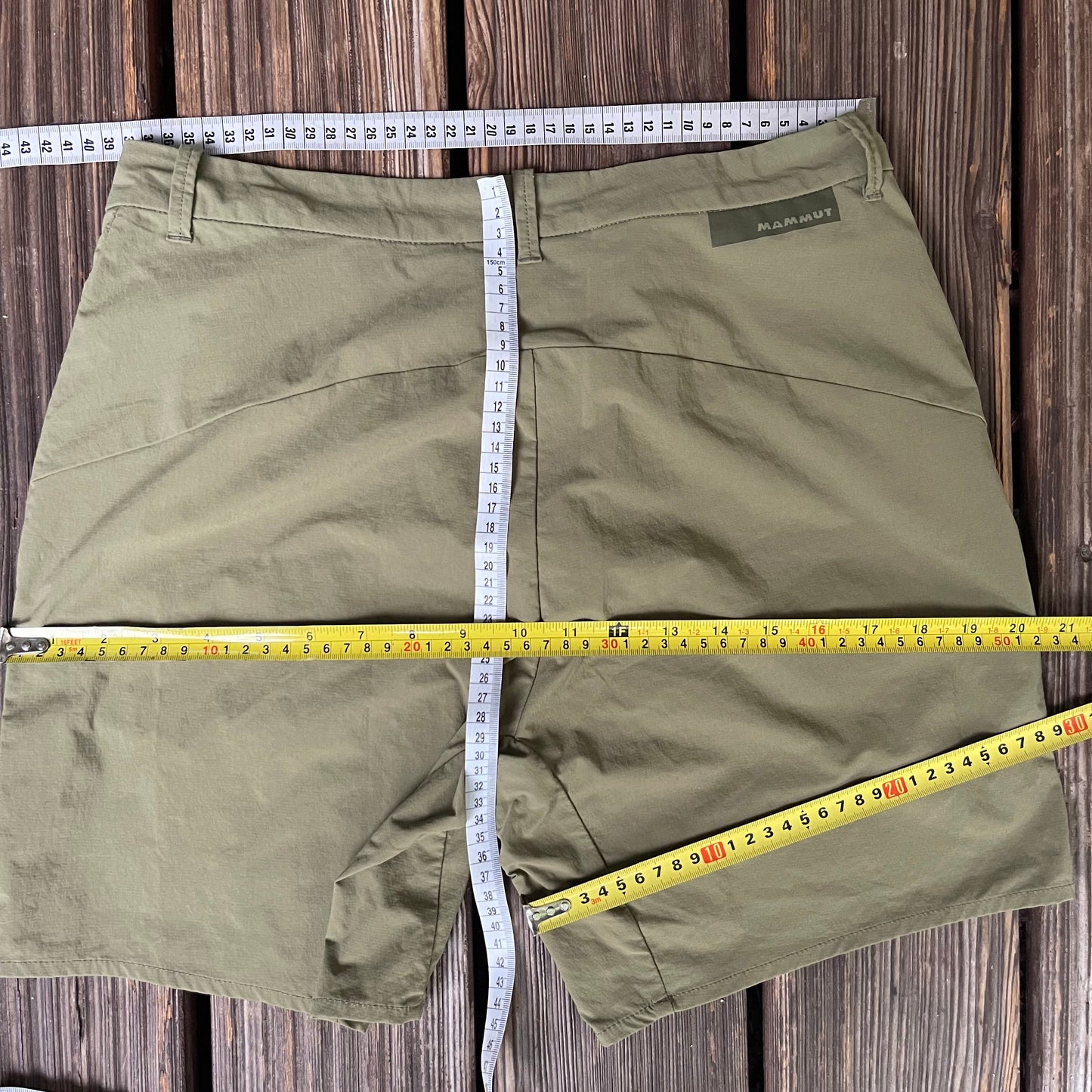 Kurze Wanderhose Mammut (L Damen) Shorts khaki