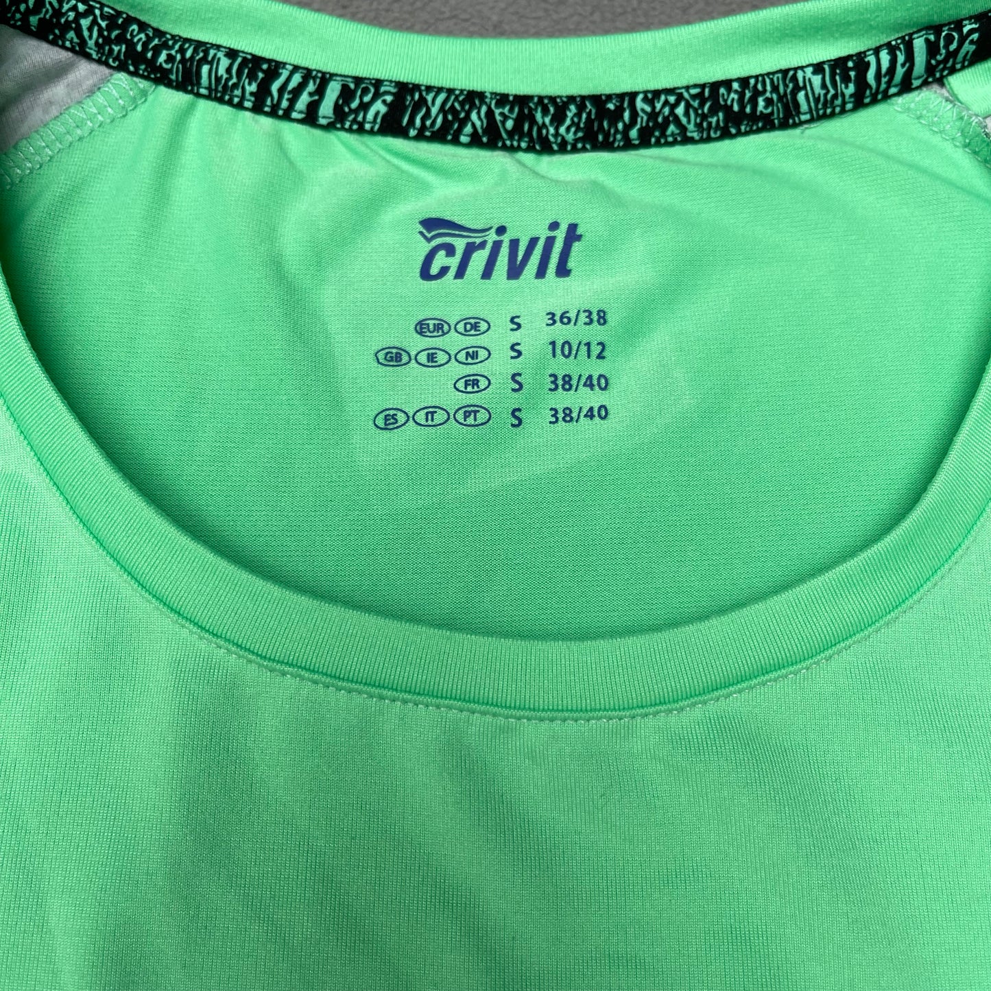 Sport T-Shirt S von Crivit grün neu