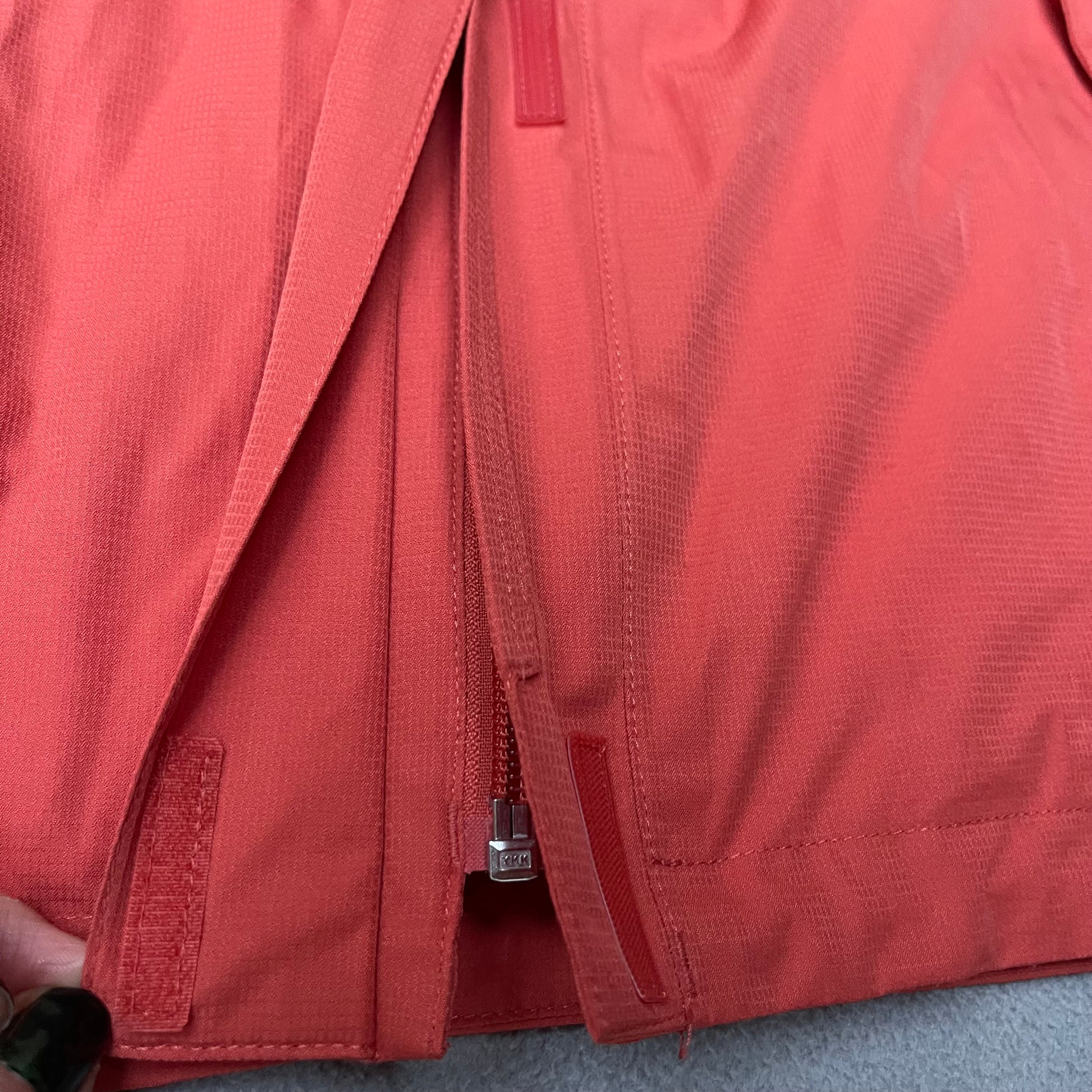 Funktions-Jacke von Vaude M (Damen) wasserdicht - wanderlich.com