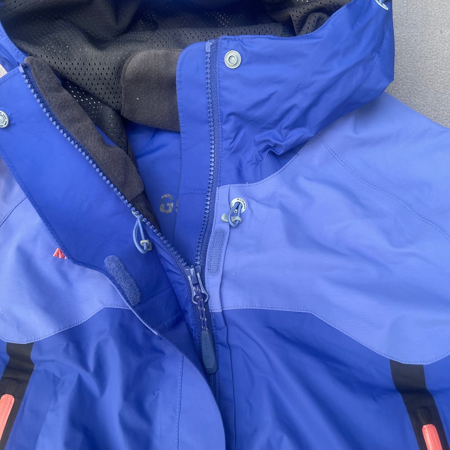 Alpine Jacke von Mammut S/ M (Damen) blau, lila