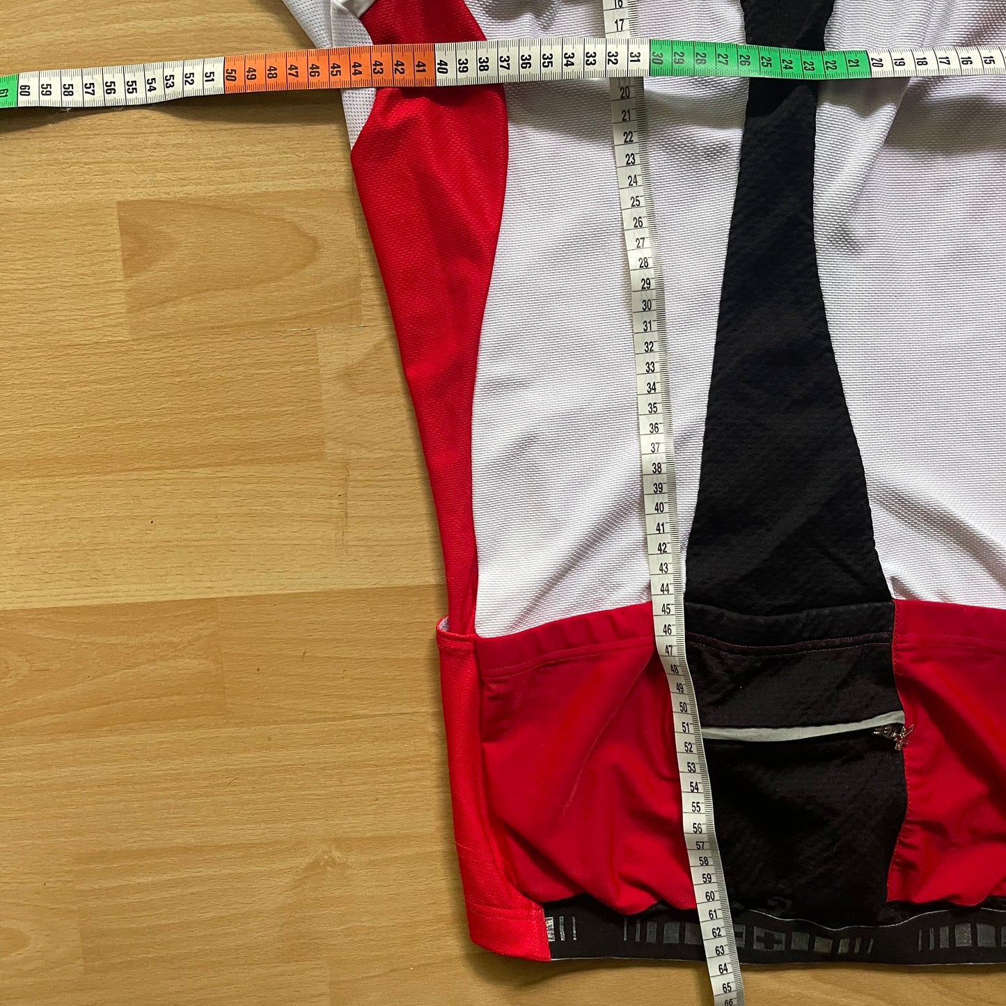 Full Zip Radtrikot von Assos (Damen L) rot-weiß