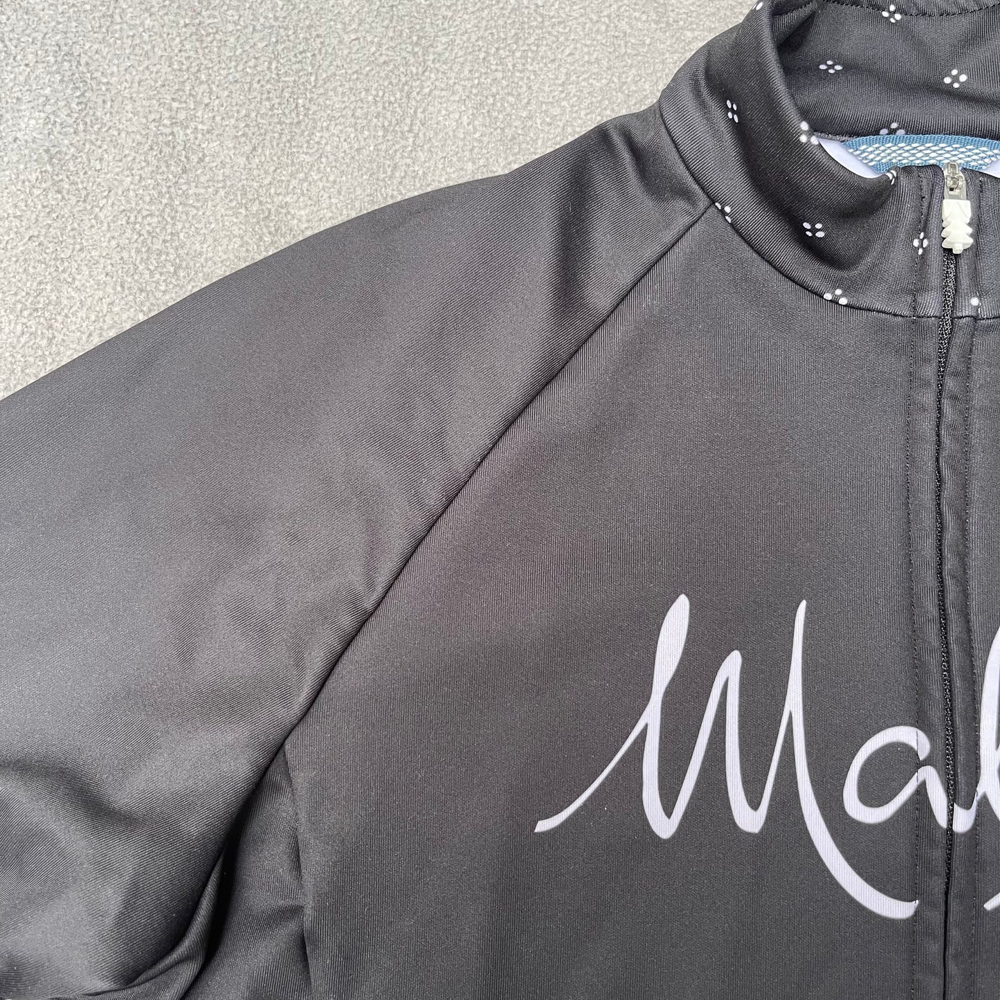 Radtrikot Jacke von Maloja ( S Damen) schwarz - wanderlich.com