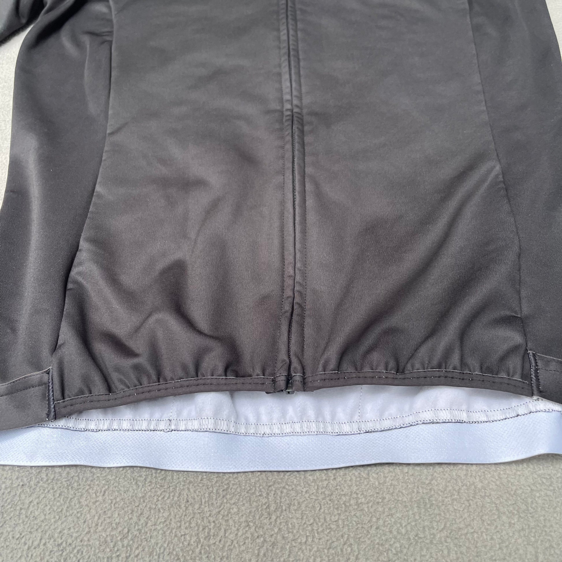 Radtrikot Jacke von Maloja ( S Damen) schwarz - wanderlich.com