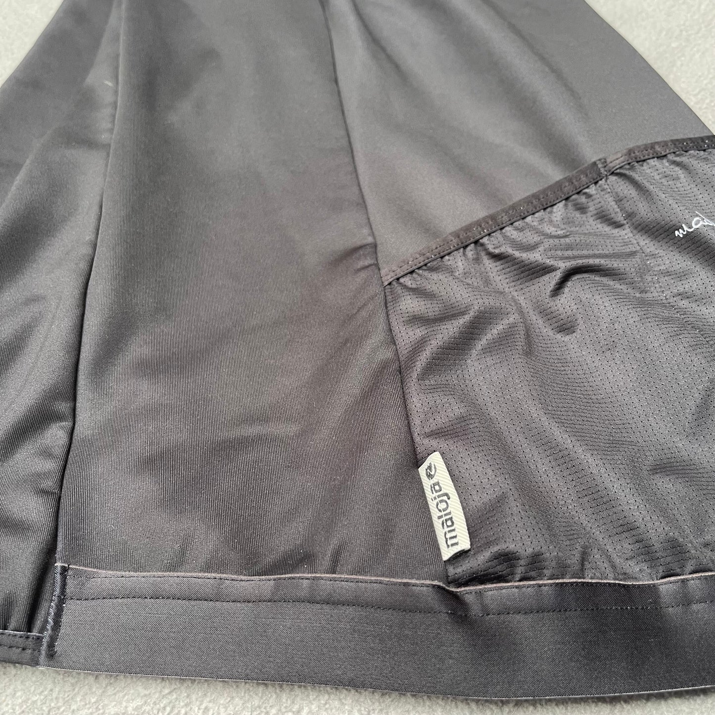 Radtrikot Jacke von Maloja ( S Damen) schwarz - wanderlich.com