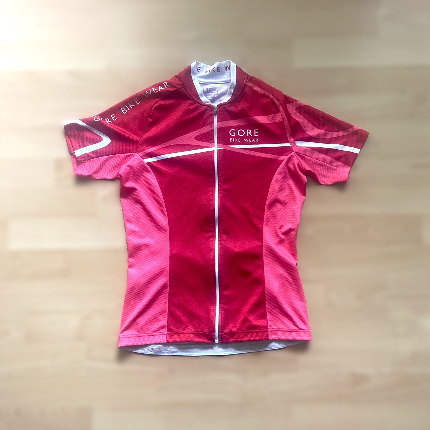 Kurzarm Radtrikot Gore Bike Wear (S Damen) rot-pink