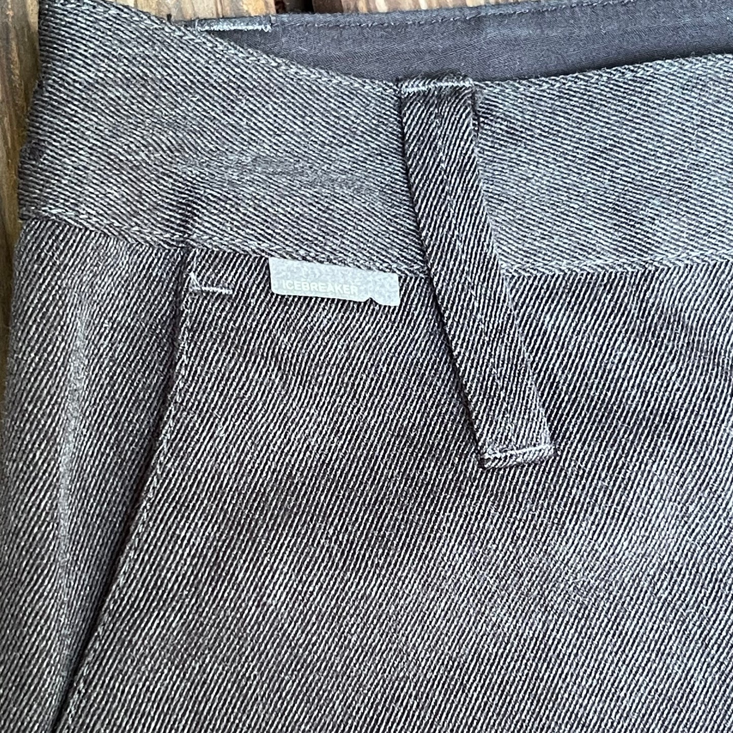 Kurze Hose von Icebreaker (M Damen) Shorts Merinowolle grau