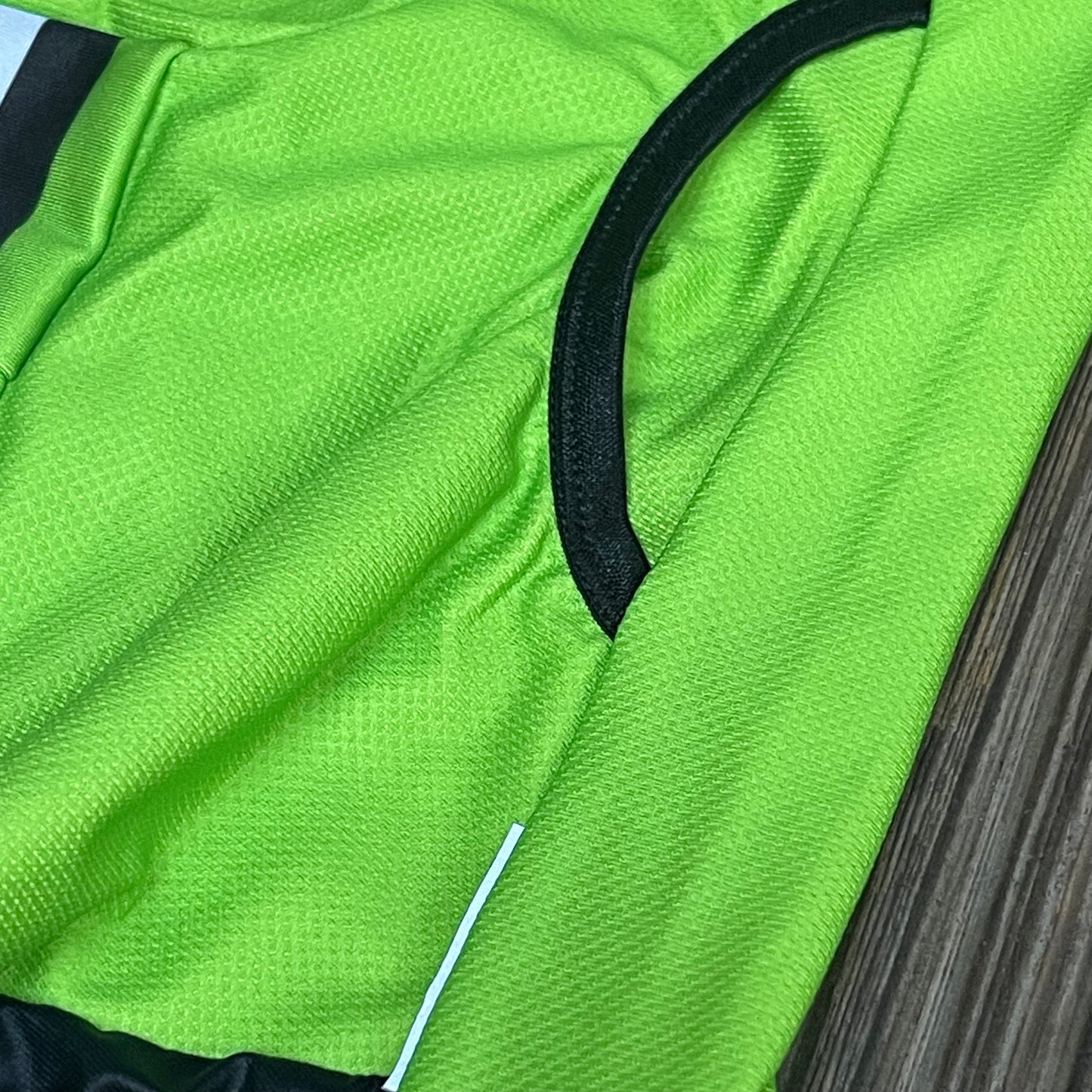 Full Zip Radtrikot von Assos (Damen M) Kurzarm grün