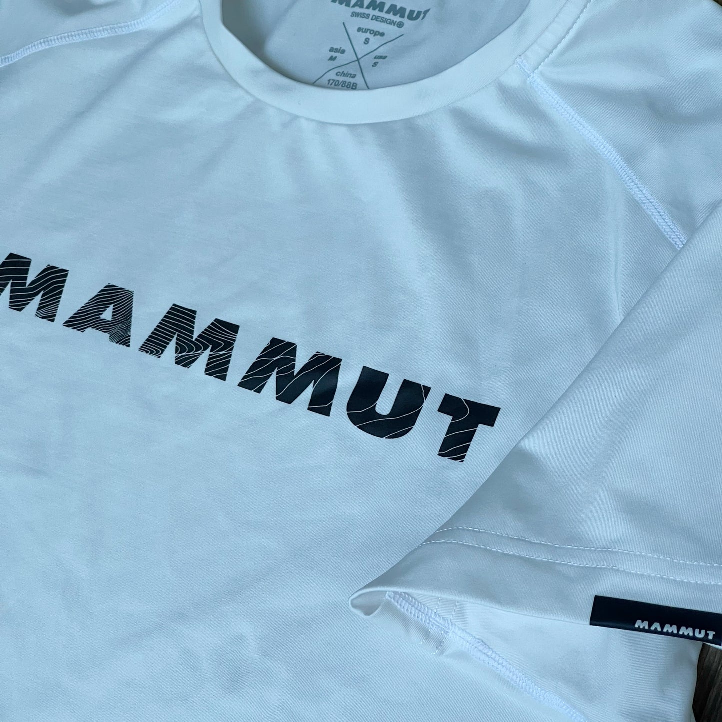 Mammut T-Shirt (S Herren) weiß mit Logo