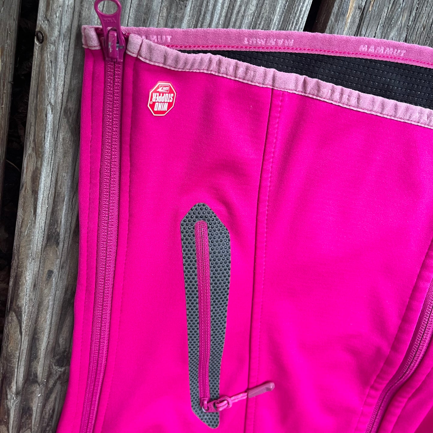 Softshelljacke von Mammut in Größe S Windstopper pink