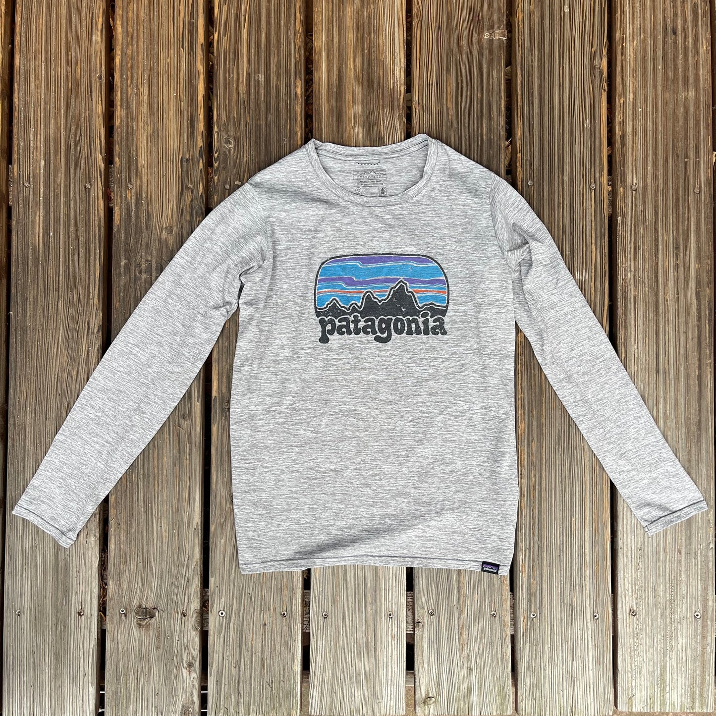 Longsleeve Patagonia S (Herren) grau mit Print