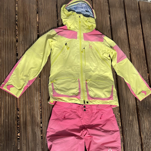 Skianzug Jacke & Hose von Haglöfs (XS / S Damen) GoreTex rosa-gelb