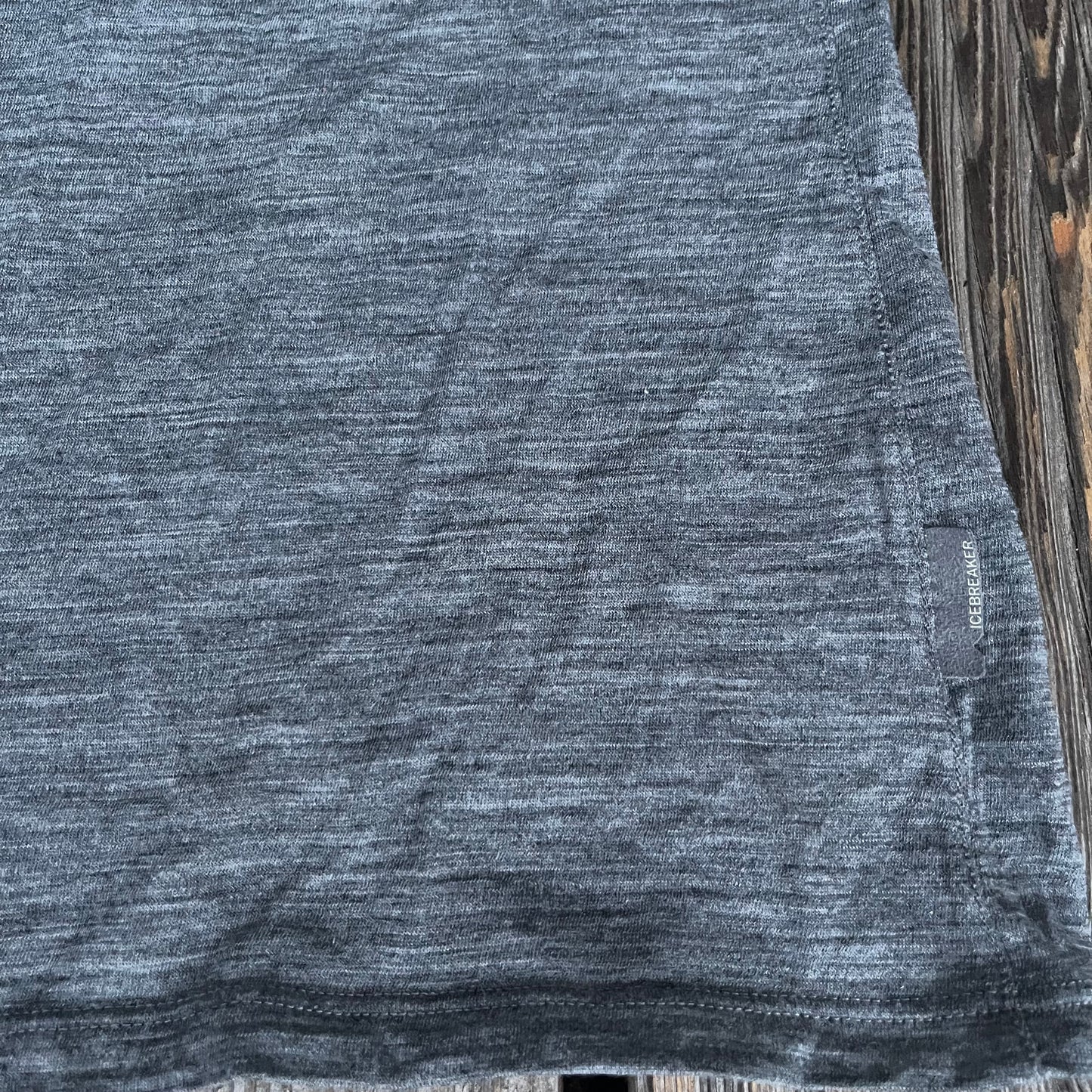T-Shirt von Icebreaker Merino 150 (S Damen) grau mit Print