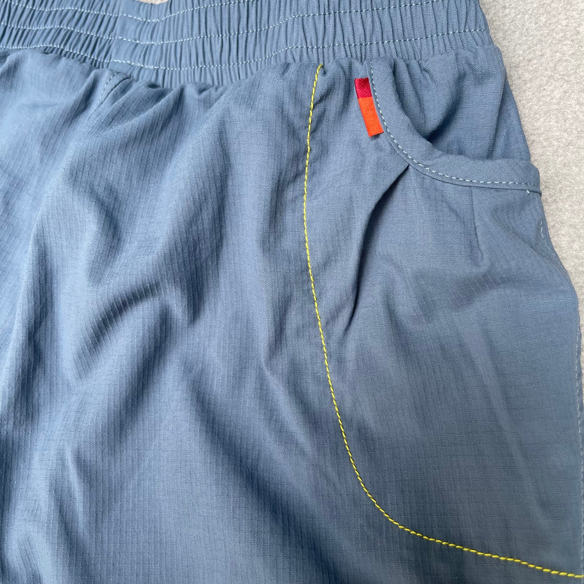 Leichte Wanderhose 3/4 Vaude Kinder 134/140 neu - wanderlich.com