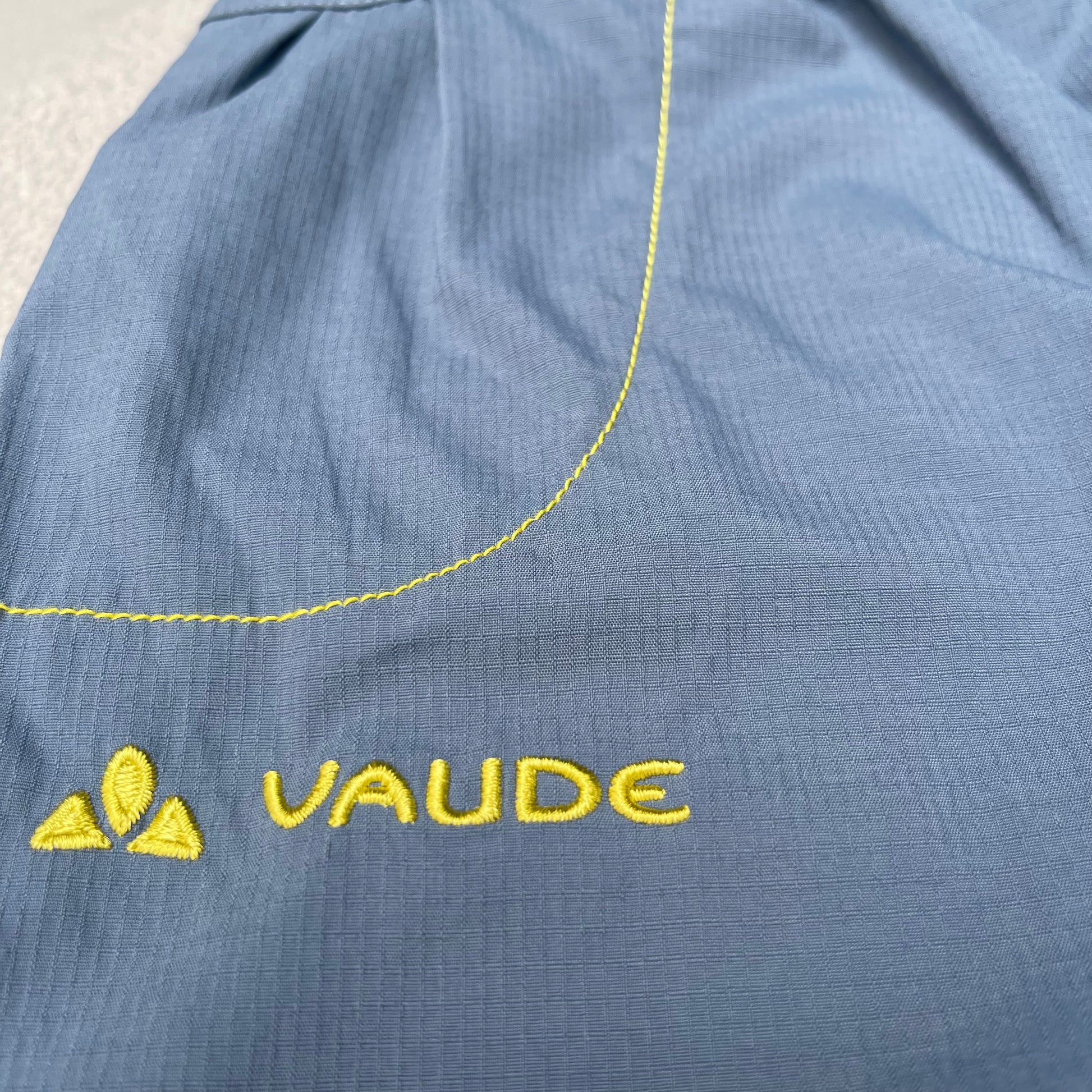 Leichte Wanderhose 3/4 Vaude Kinder 134/140 neu - wanderlich.com