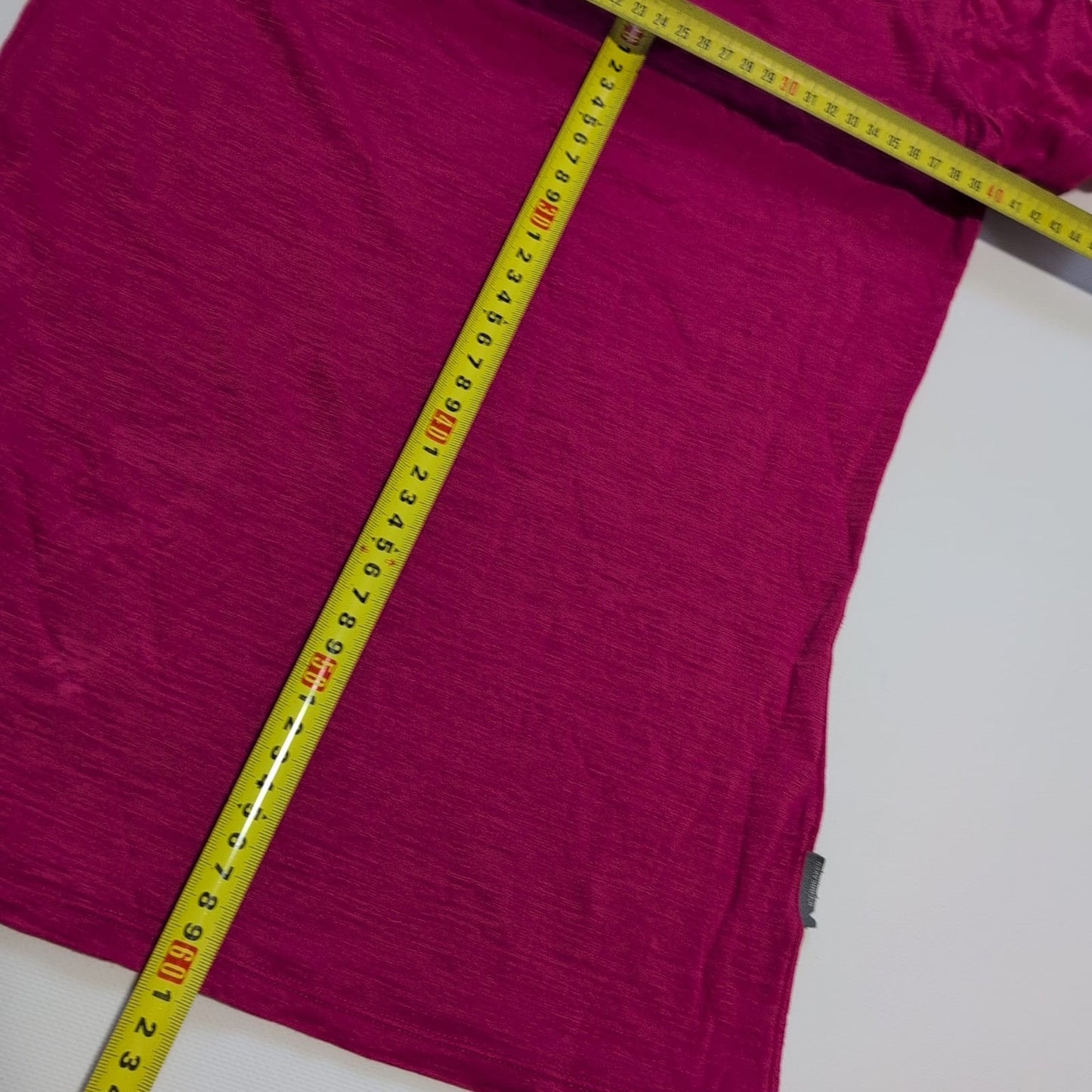 T-Shirt von Icebreaker Merino (S Damen) magenta mit Print