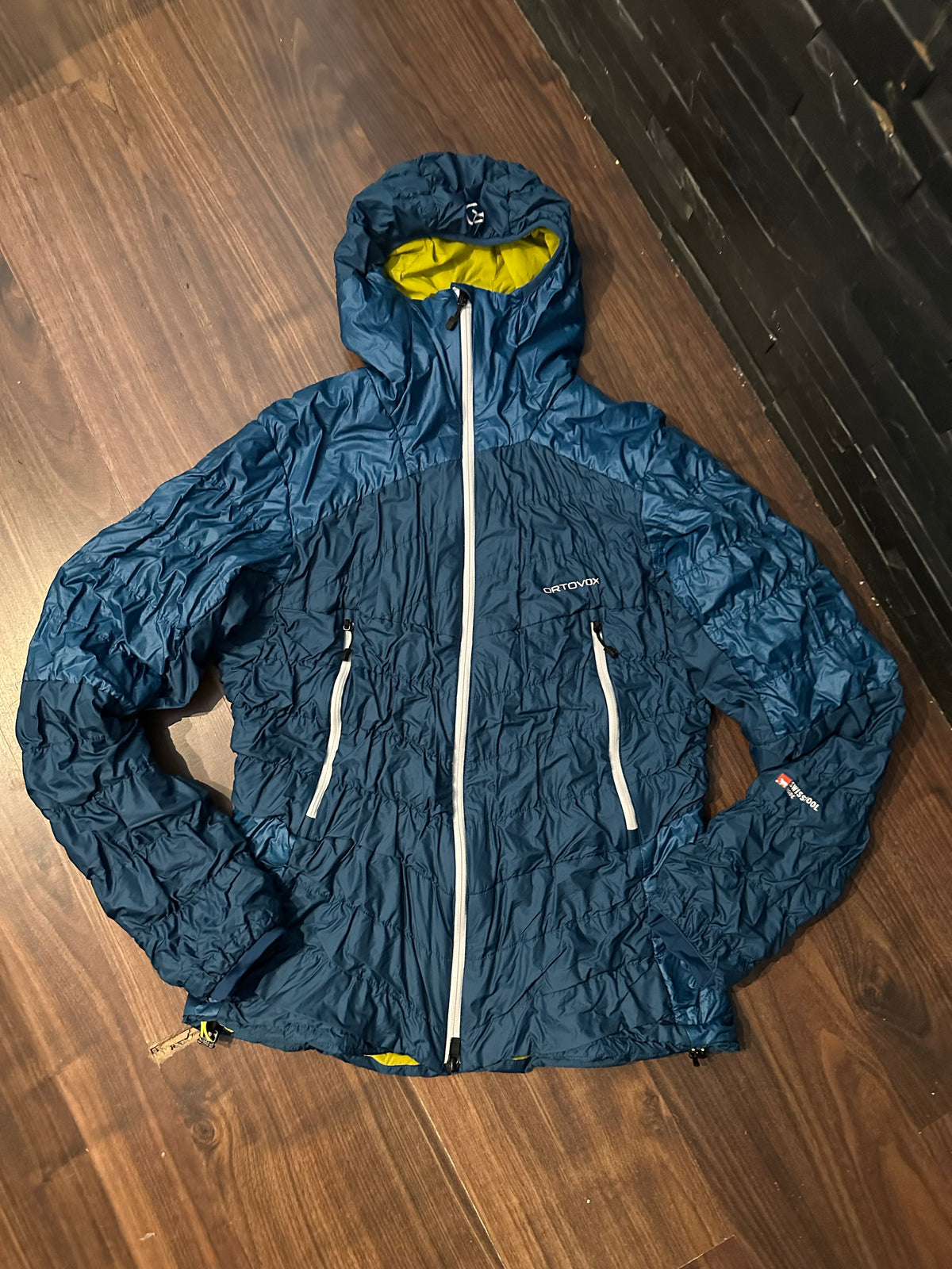 Daunen / Woll Jacke Ortovox Merino (M Herren) blau - wanderlich.com