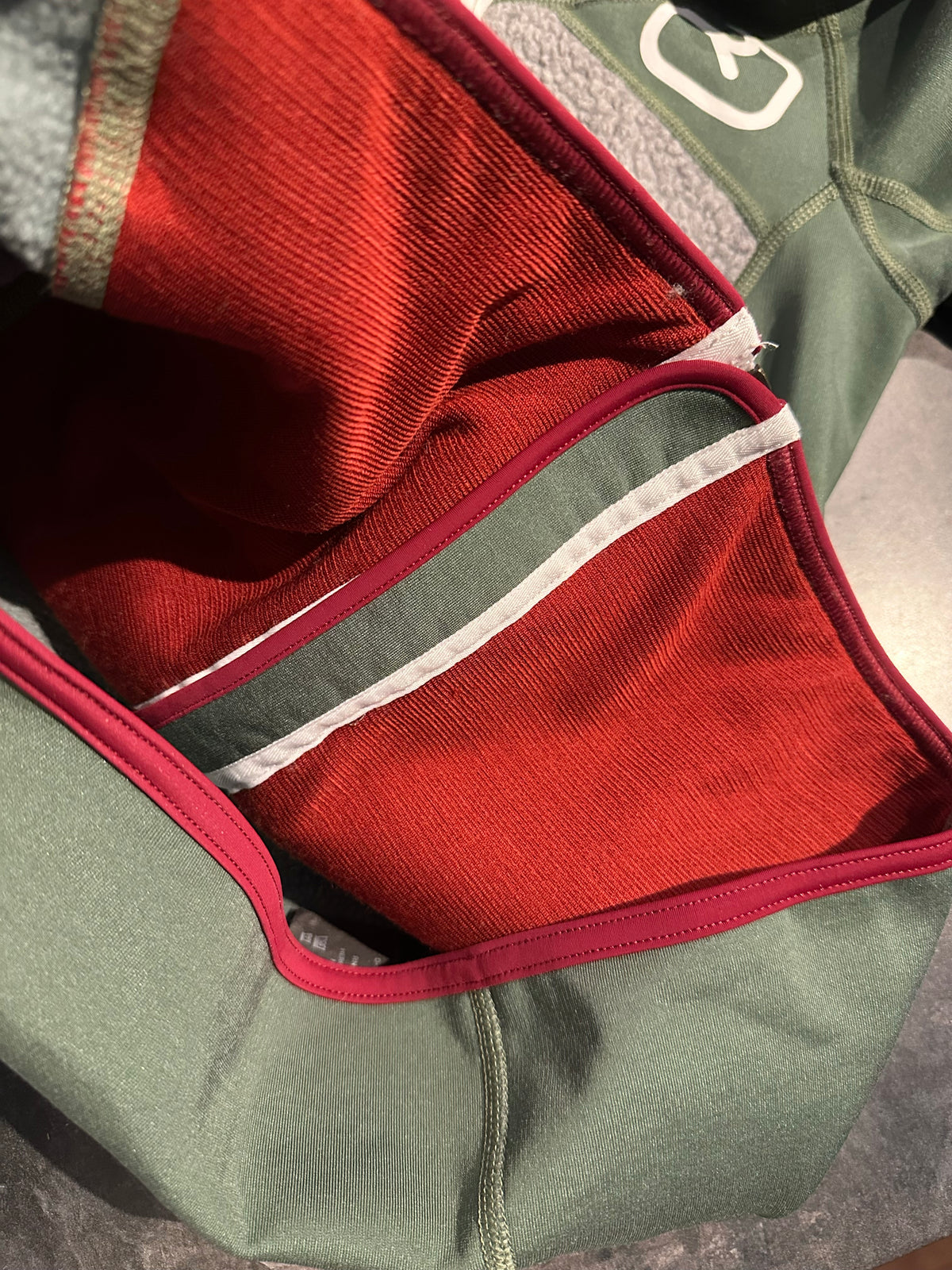 Ortovox Merino Zip Jacke (XS Damen) Kapuzenjacke grün