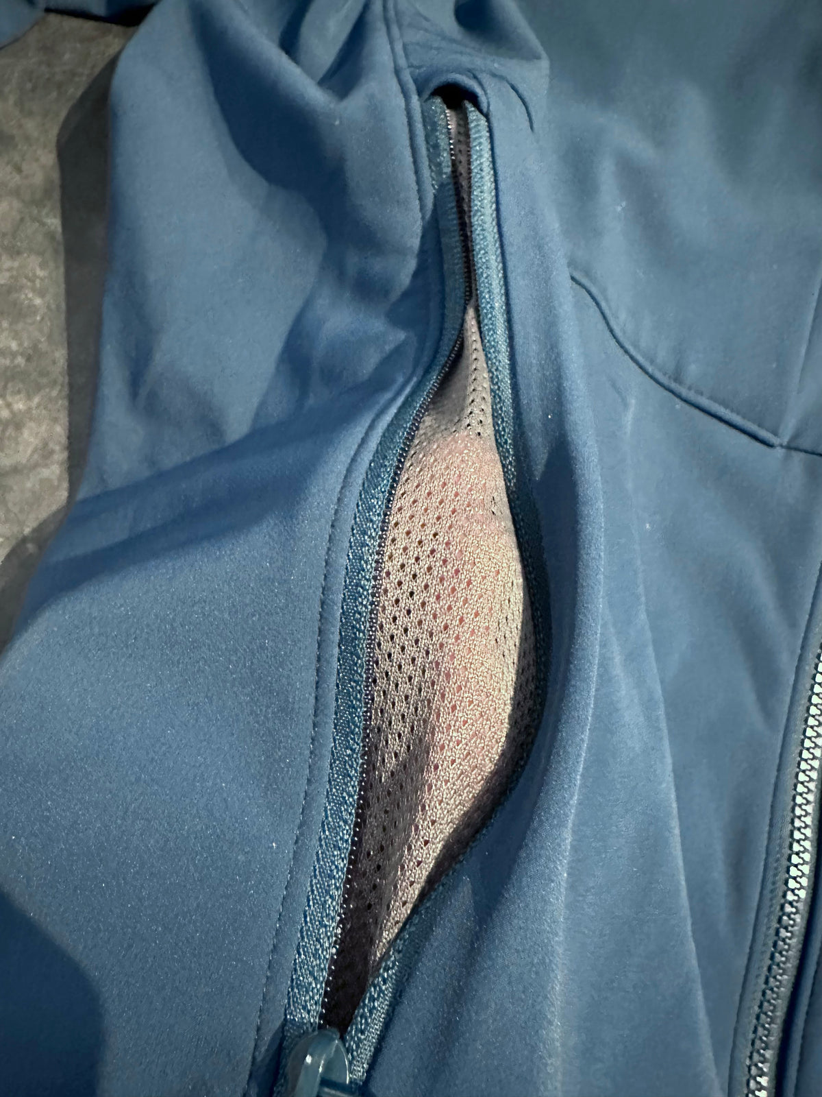 Softshell Jacke von Arcteryx (Herren L) blau