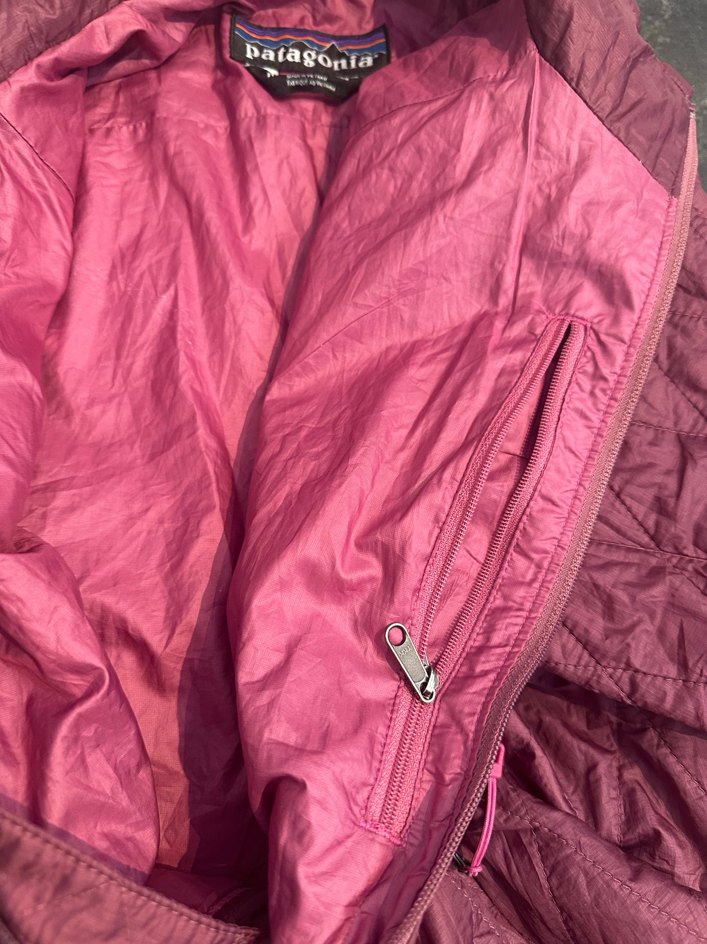 Primaloft Jacke von Patagonia (M Damen) Nano Puff lila