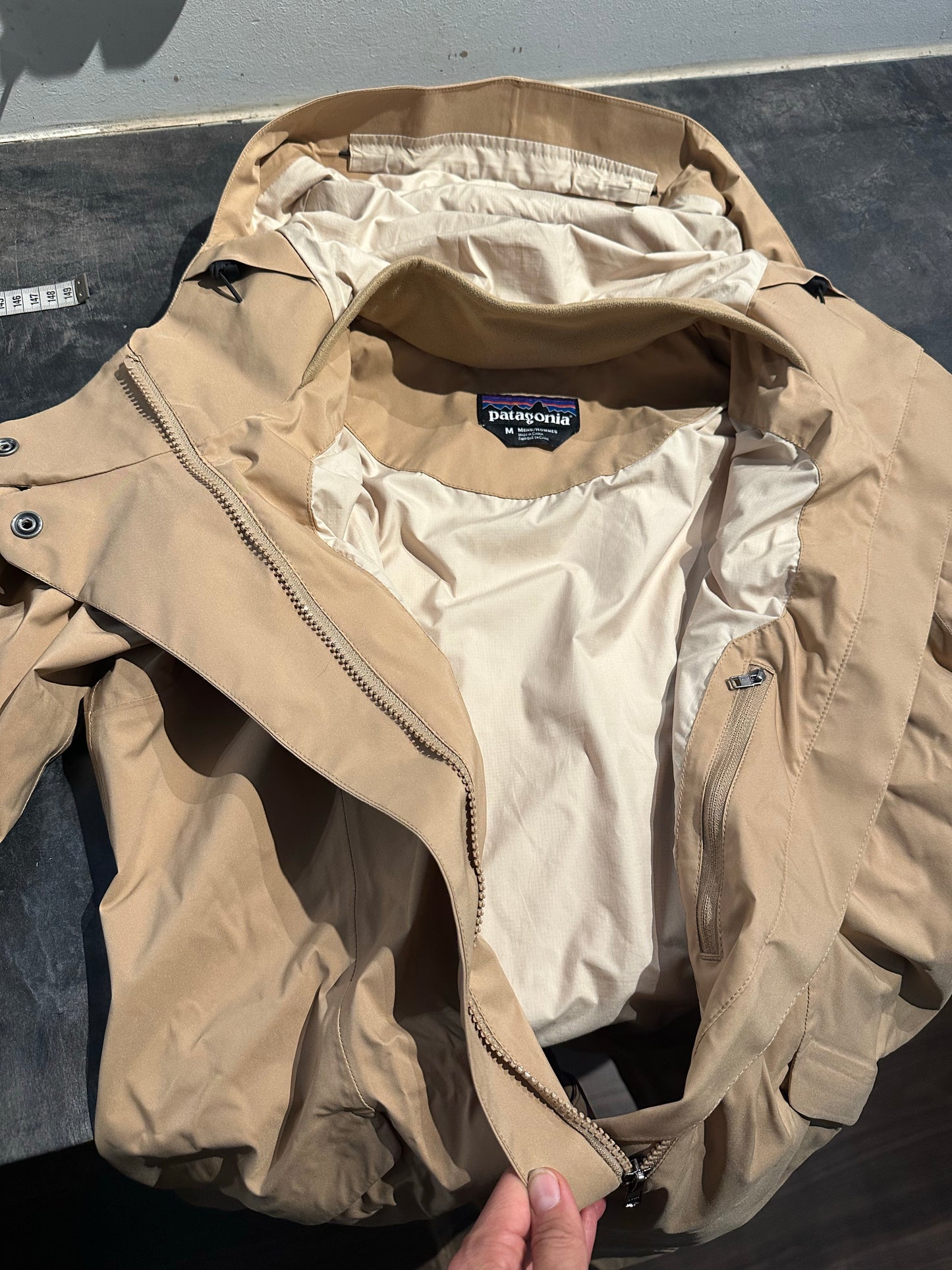 Patagonia Mantel Torrent shell (S Herren) beige