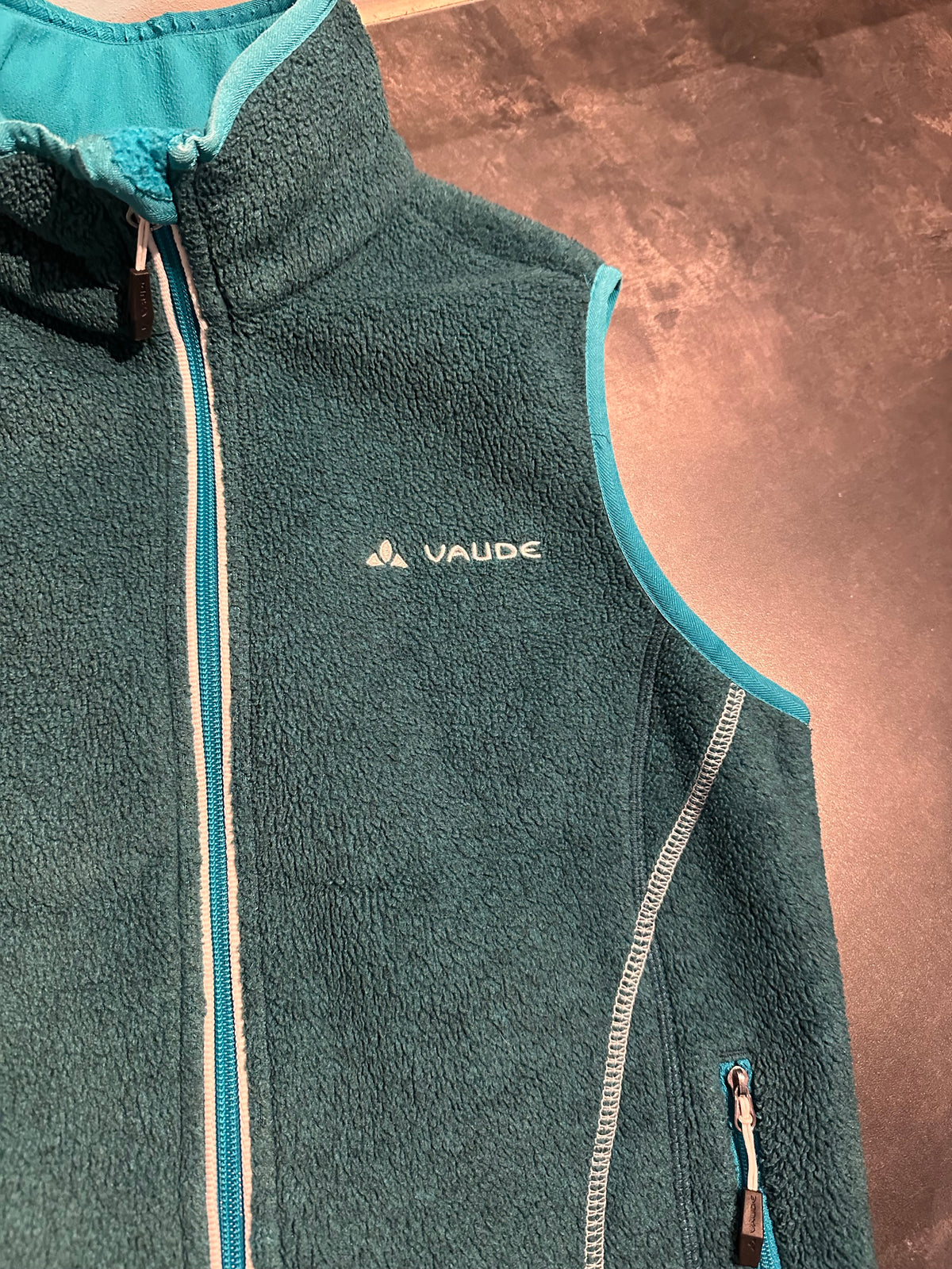 Kapuzen Fleece Weste von Vaude (S-M Damen) türkis