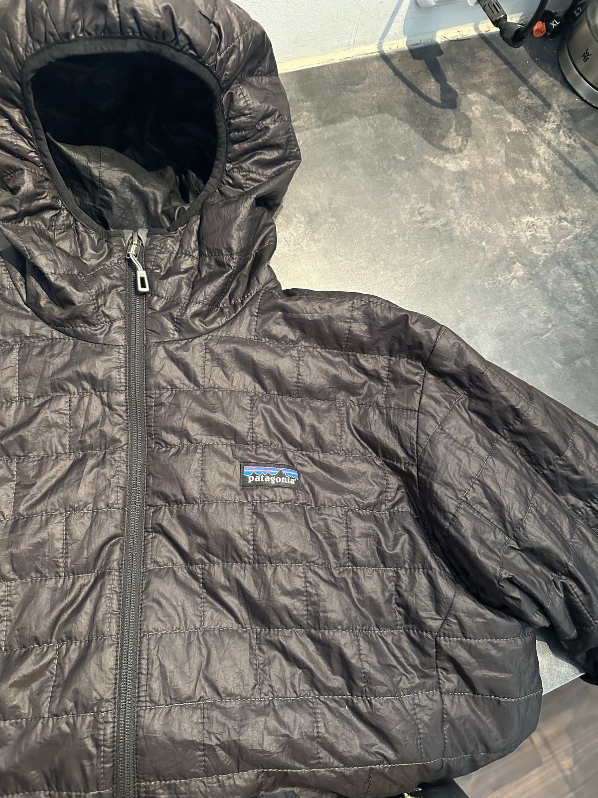 Leichte Isolations Jacke Patagonia Nano Puff (L Herren) schwarz