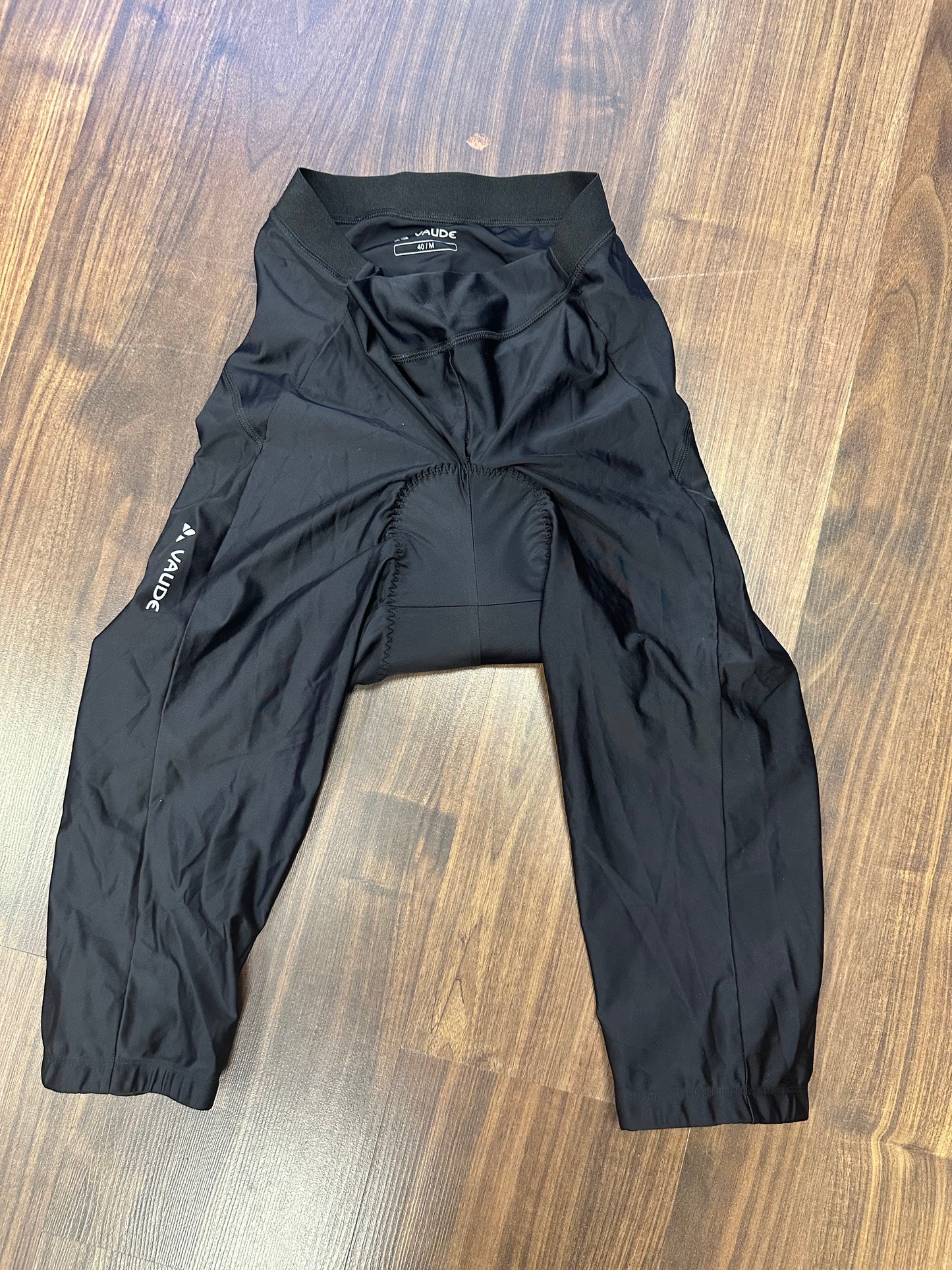 Halblange Radhose von Vaude (M Damen) schwarz mit Polster