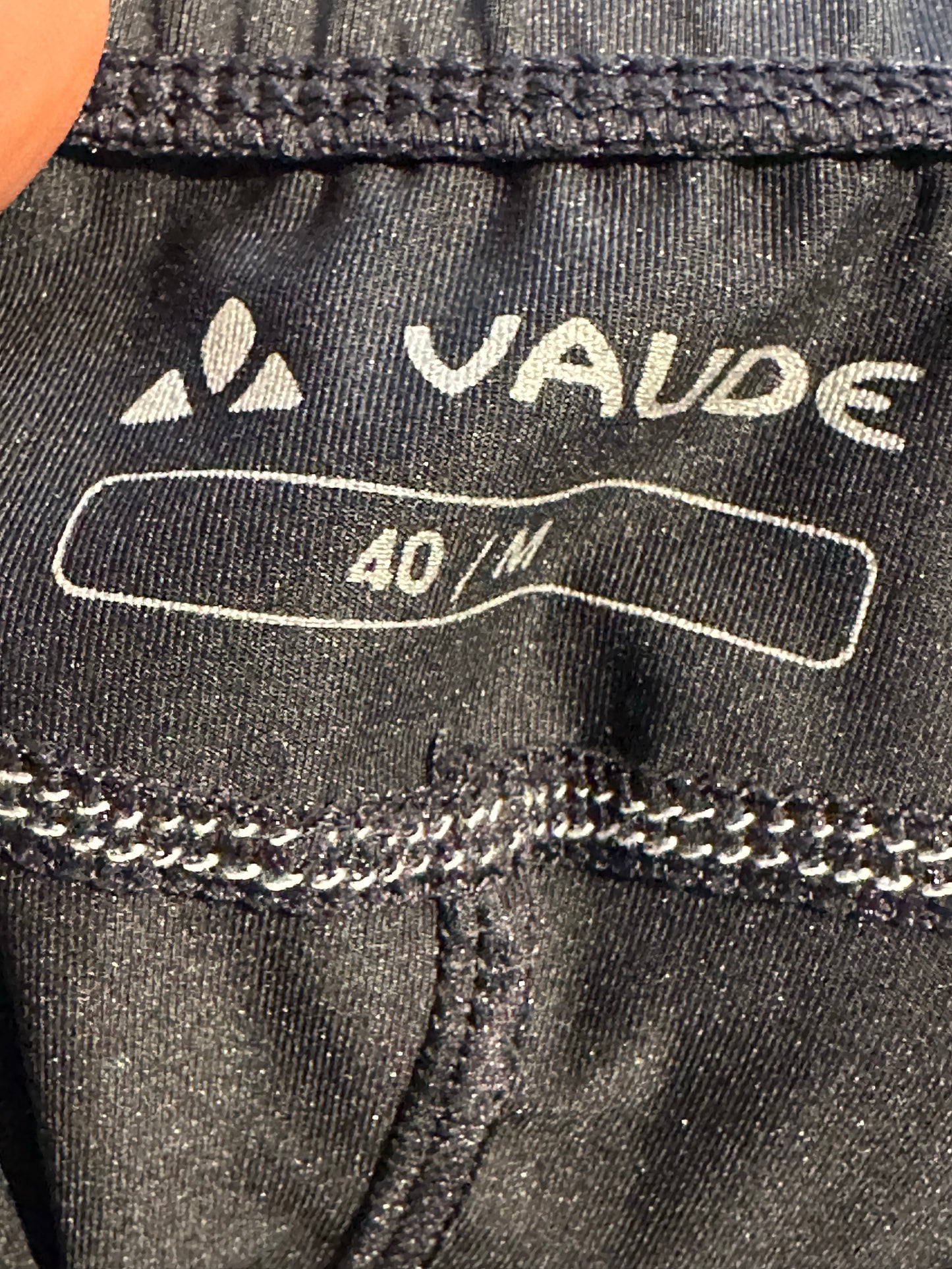 Halblange Radhose von Vaude (M Damen) schwarz mit Polster