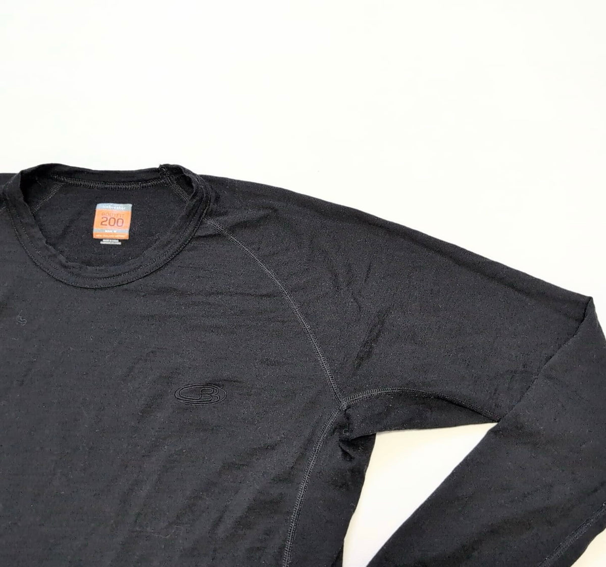 Pure Merino 200 Longsleeve Icebreaker (M Herren) schwarz