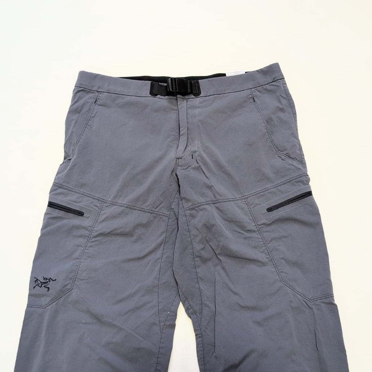Leichte Softshell Hose Arcteryx (M Damen) grau