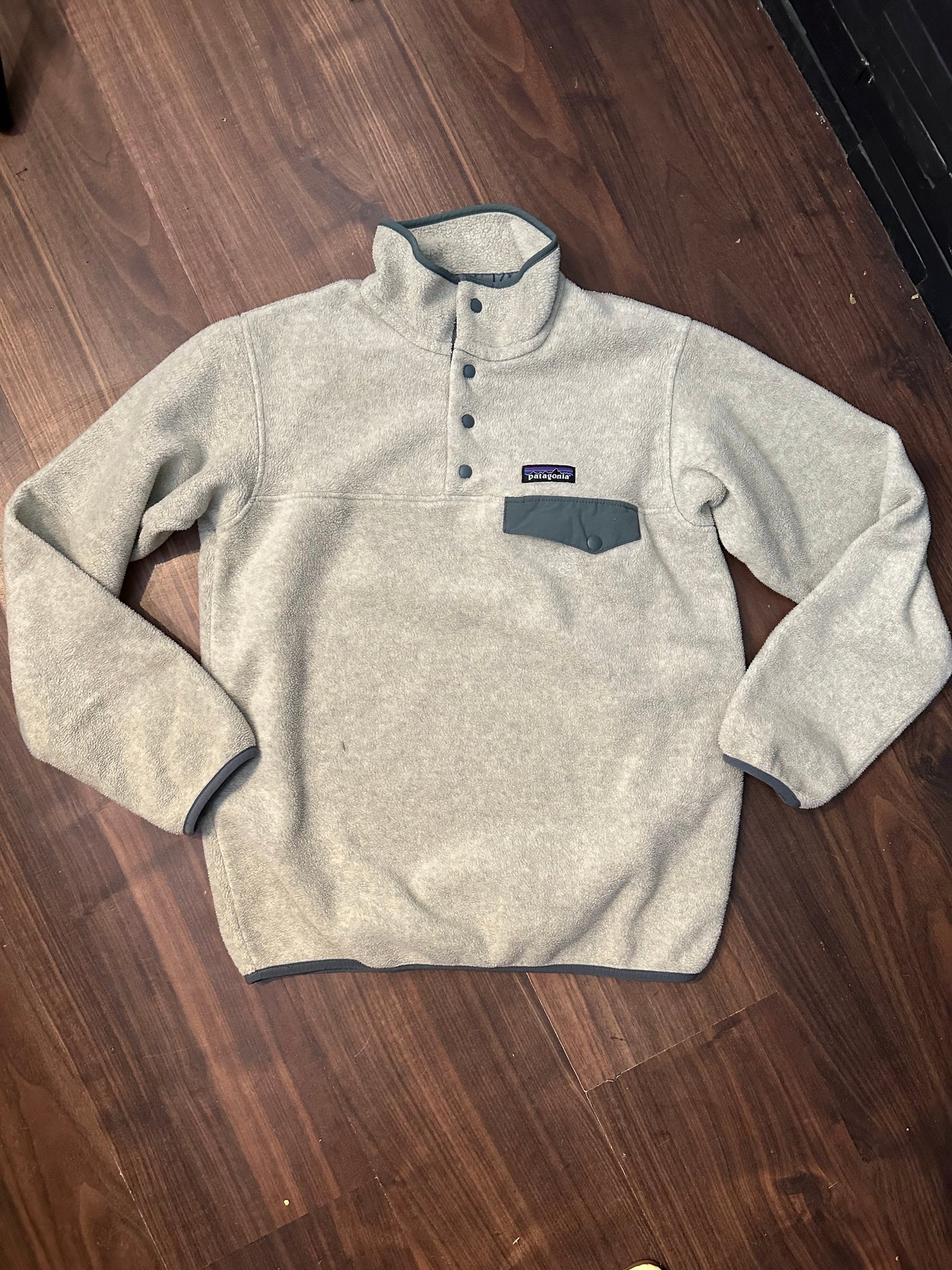 Patagonia Fleece Pullover (XS Herren) Synchilla hellgrau
